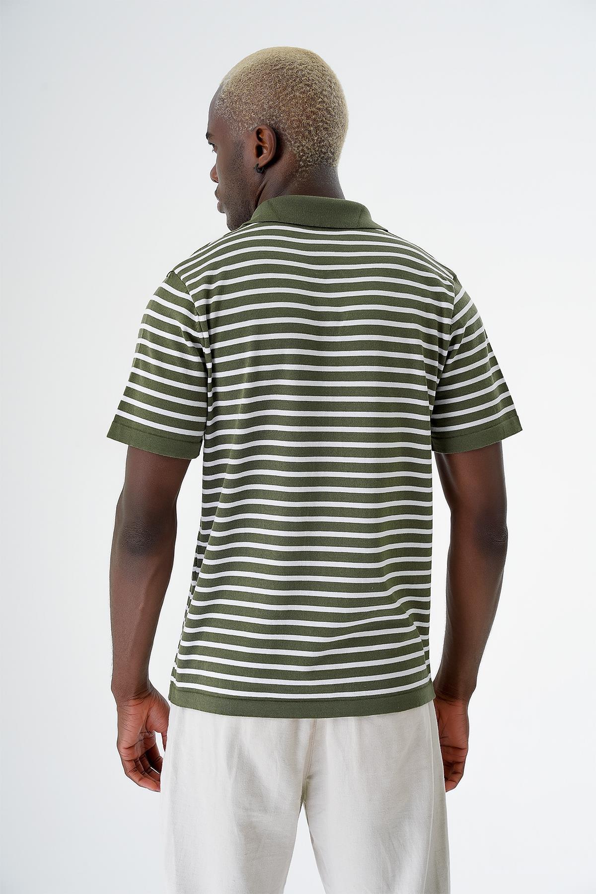 Chuba Erkek Polo Yaka Çizgili Regular Fit İnce Triko T-Shirt Haki-Beyaz 24S263