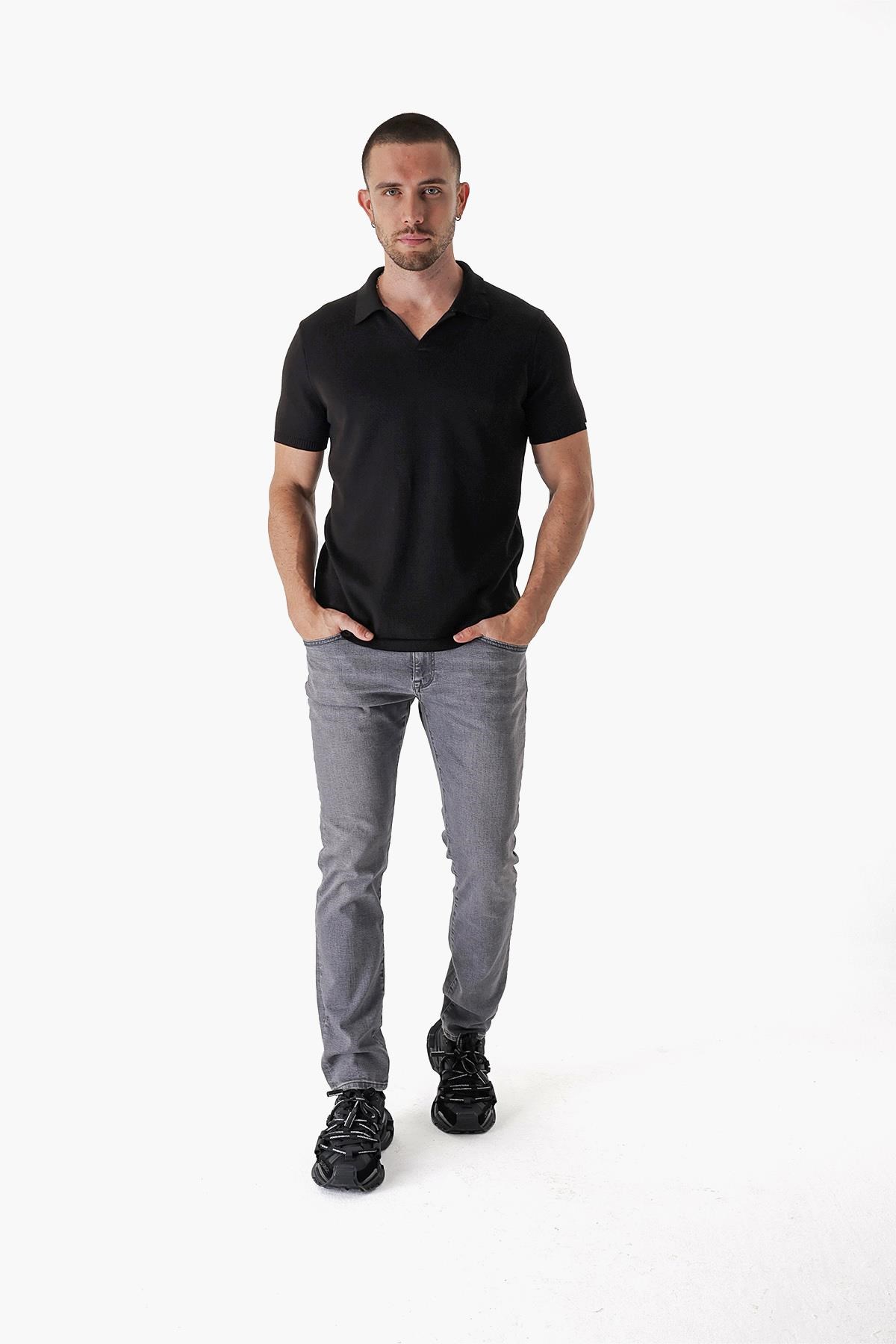 Chuba Erkek Polo Yaka Kontrast Çizgi Detaylı Pamuklu İnce Triko T-Shirt Siyah  22SM209