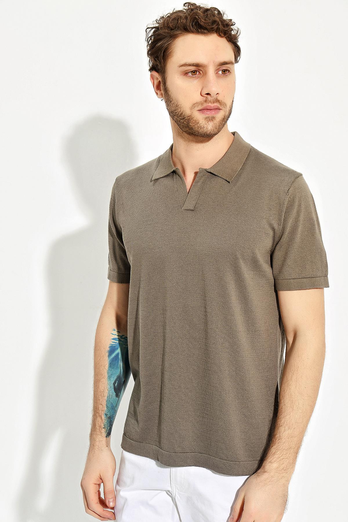 Chuba Erkek Polo Yaka Yırtmaçlı Spor Triko T-Shirt Haki 20S403