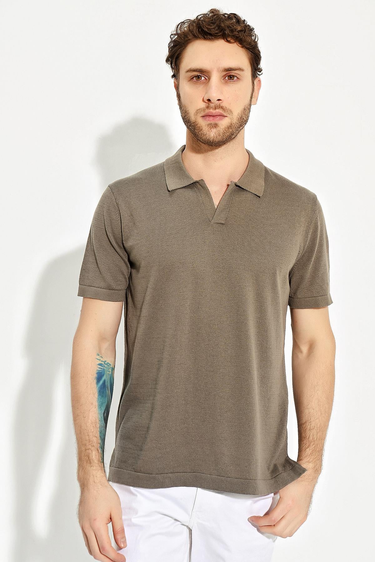 Chuba Erkek Polo Yaka Yırtmaçlı Spor Triko T-Shirt Haki 20S403