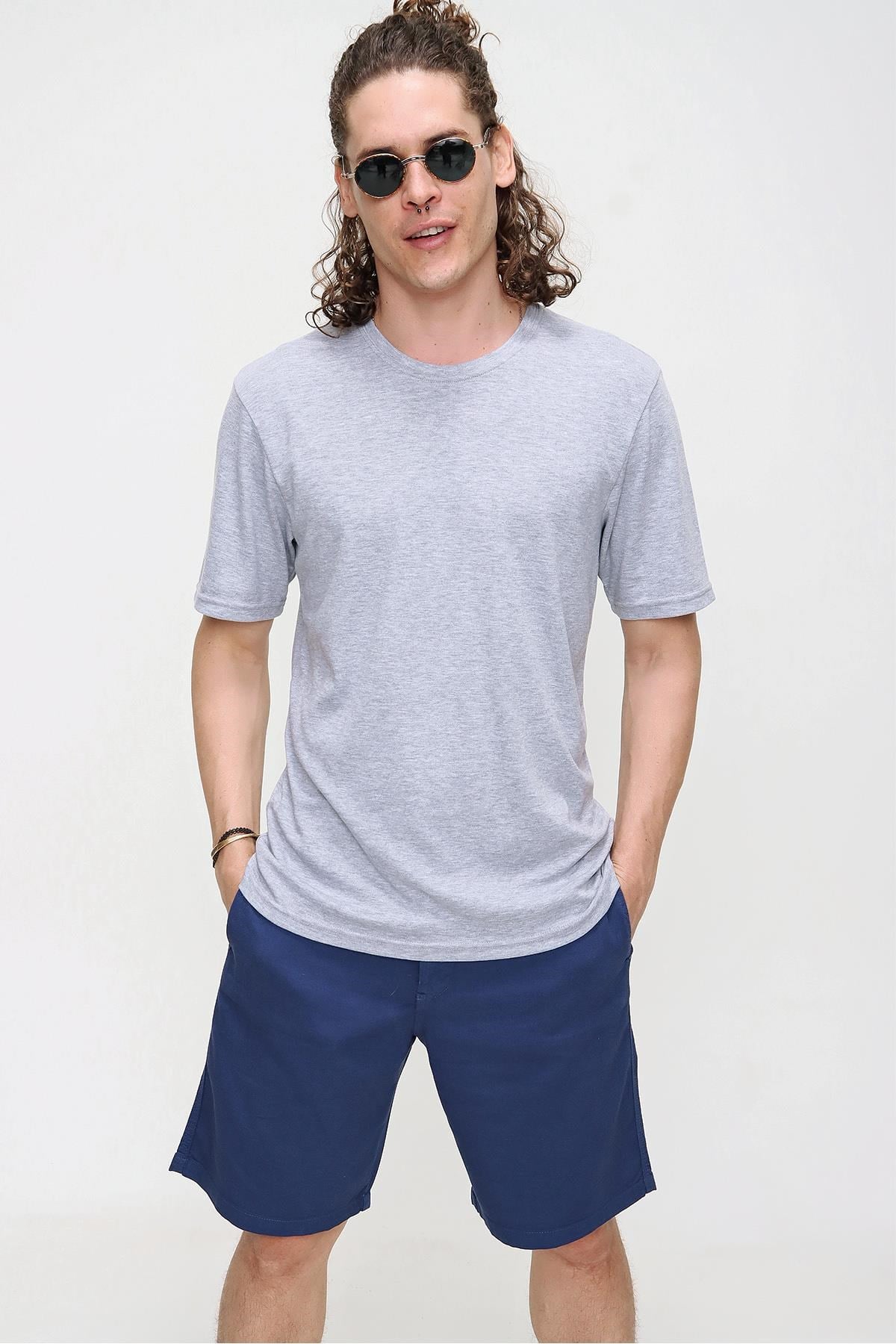 Chuba Erkek Premium Bisiklet Yaka Dokulu Regular Fit Basic T-Shirt 21S103