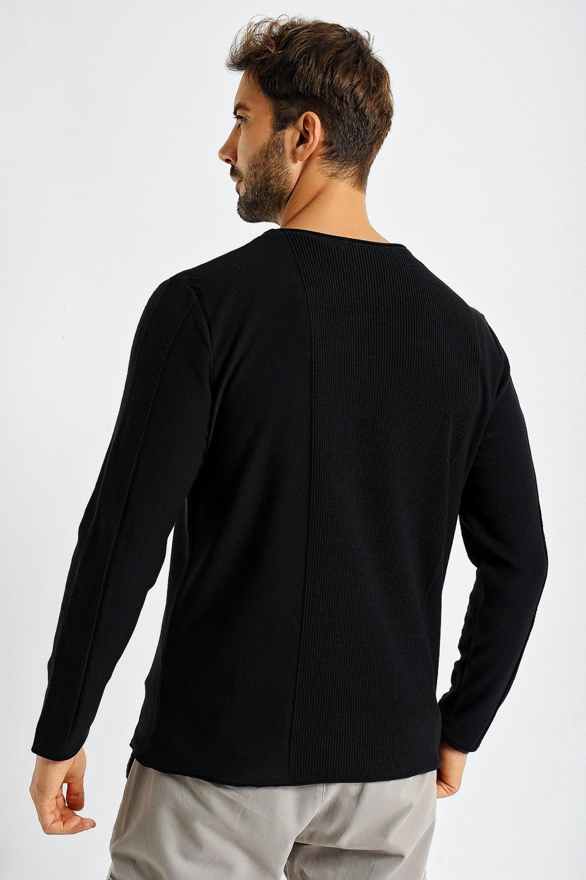 Chuba Erkek Roll Yaka Panel Desen İnce Spor Triko Kazak 21W306