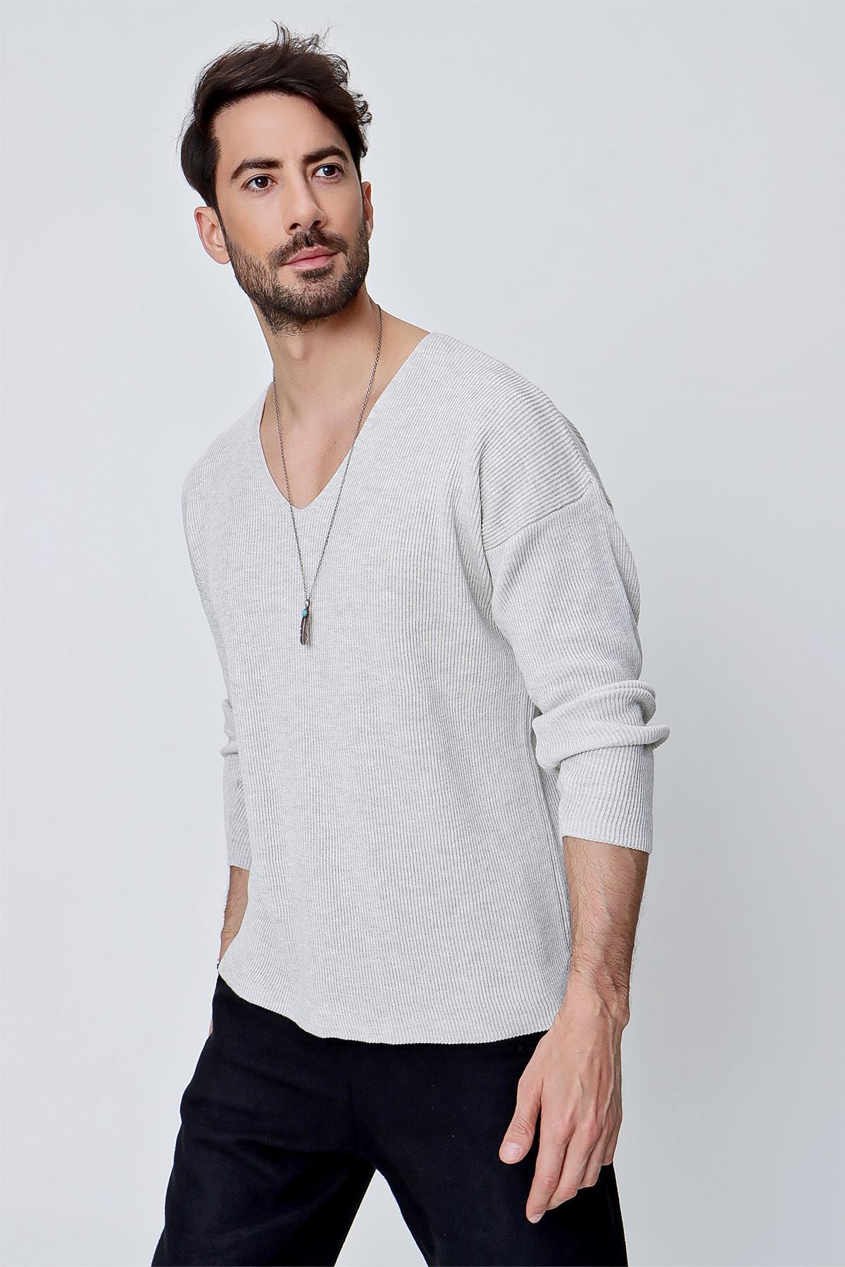 Chuba Erkek V Yaka Pamuklu Salaş Triko Kazak Gri  22SM212