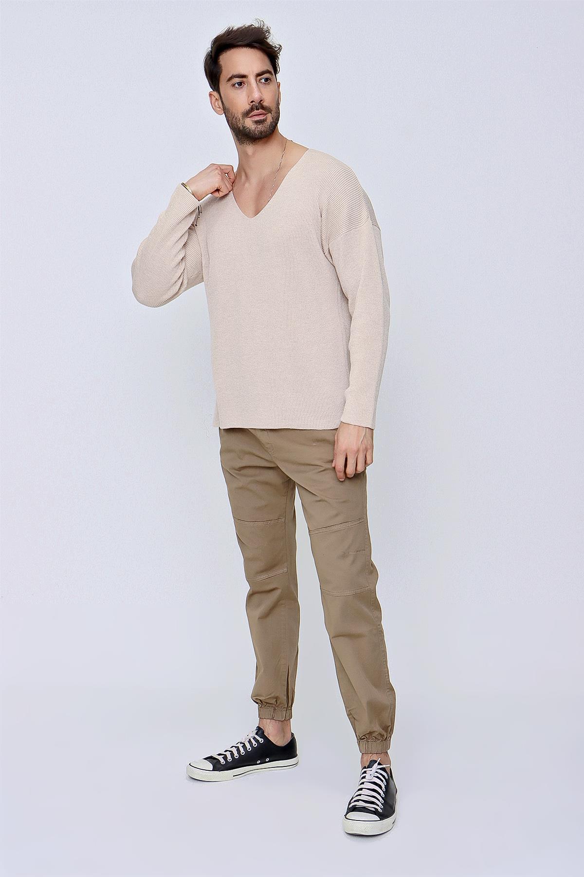 Chuba Erkek V Yaka Pamuklu Salaş Triko Kazak Bej  22SM212