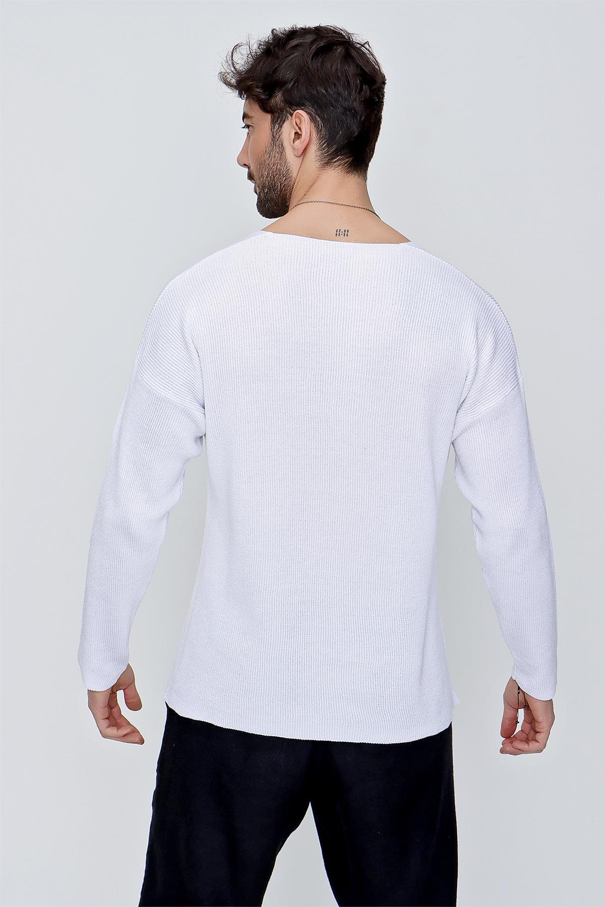 Chuba Erkek V Yaka Pamuklu Salaş Triko Kazak Beyaz  22SM212