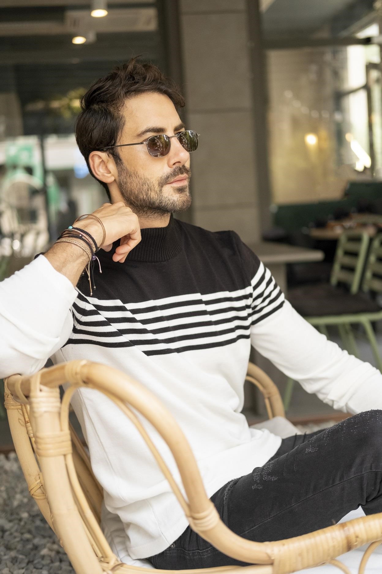 CHUBA Erkek Yarım Balıkçı Yaka Regular Fit Çizgili İnce Triko Kazak Ekru - Siyah 23W215