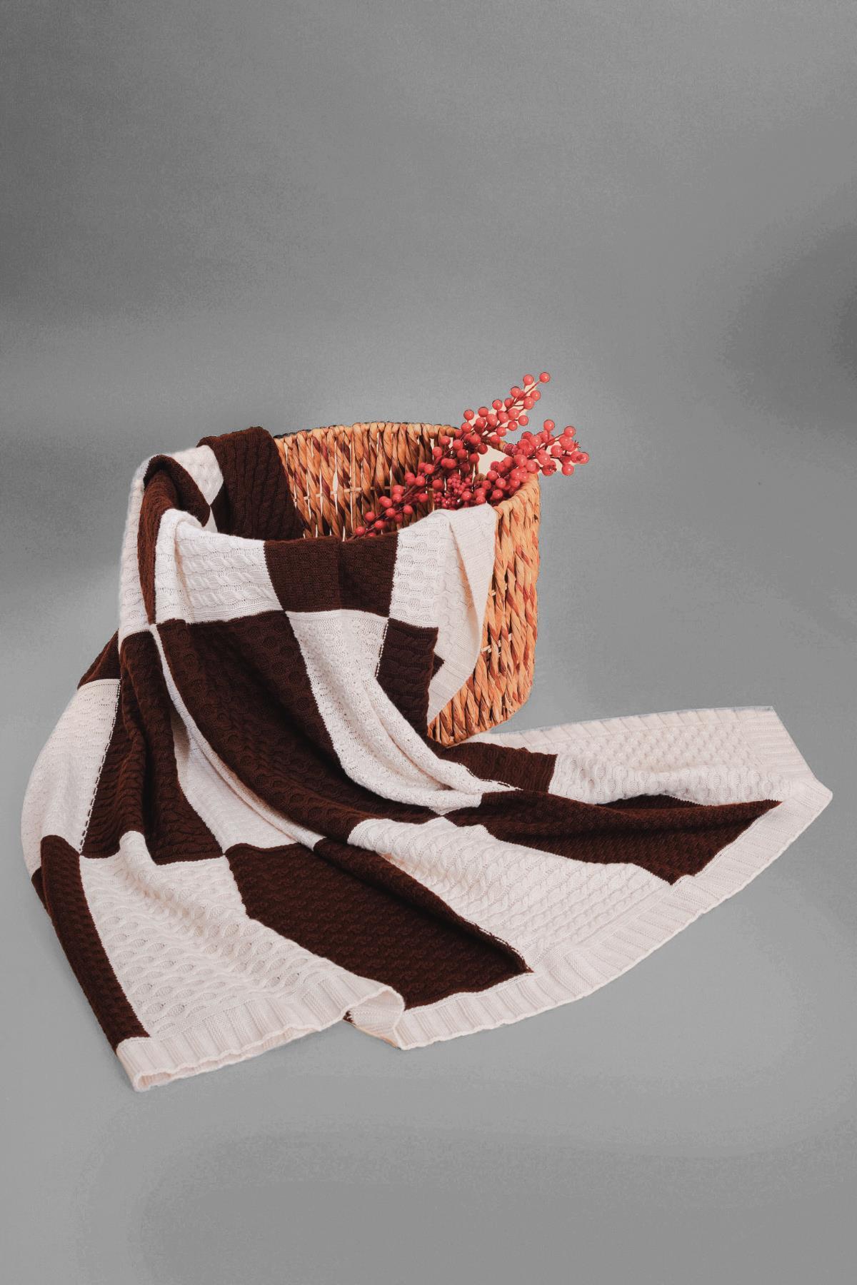 CHUBA HOME Patchwork Tv Battaniyesi (130cmx170cm) Kahve-Bej CHOME102