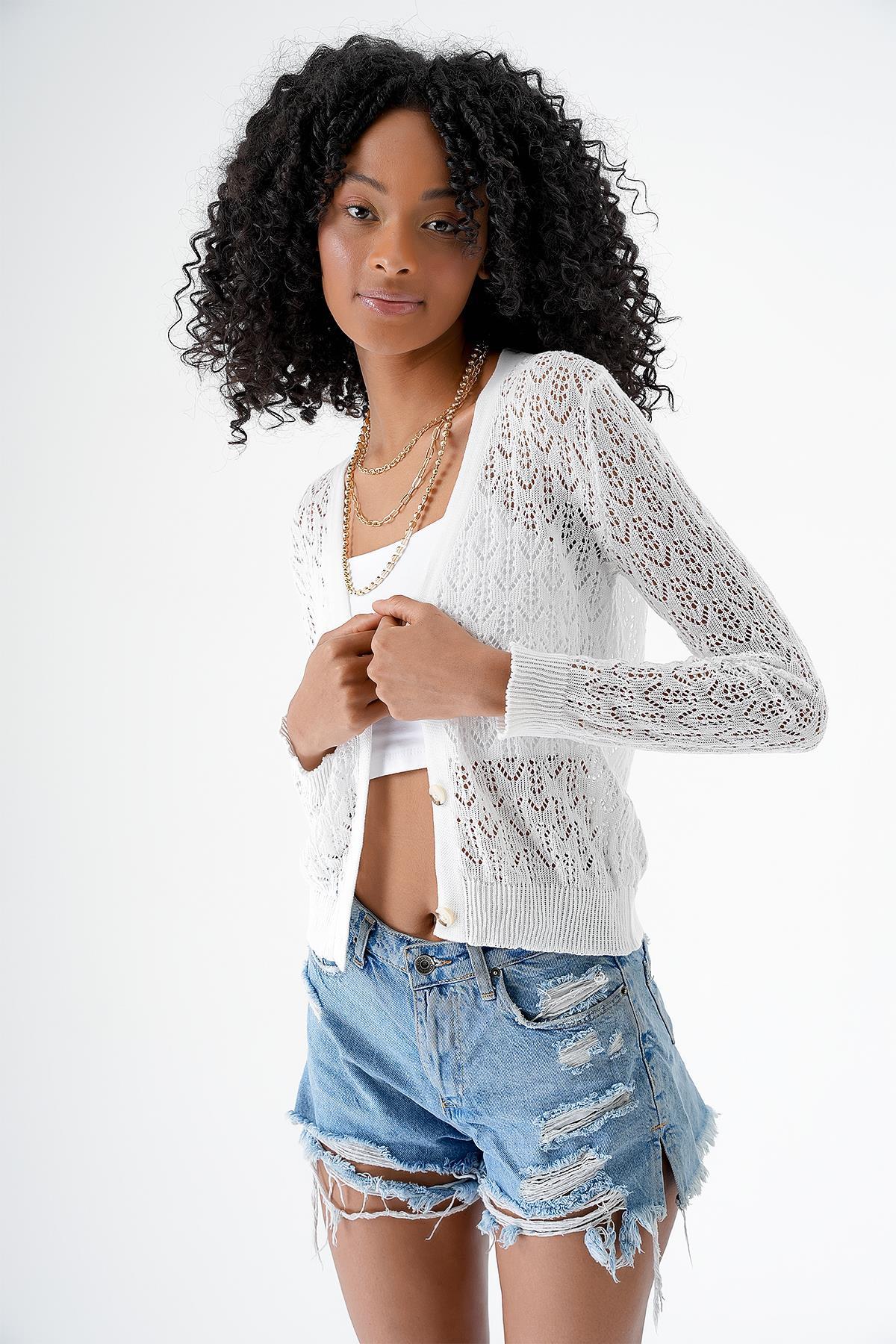 Chuba Kadın Ajurlu V Yaka Düğmeli Trko Hırka Beyaz 24S166