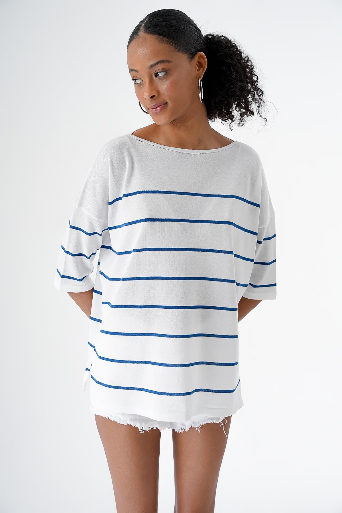 Chuba Kadın Bisiklet Yaka Oversize Kısa Kollu Çizgili Triko Kazak Beyaz-Navy 24S151