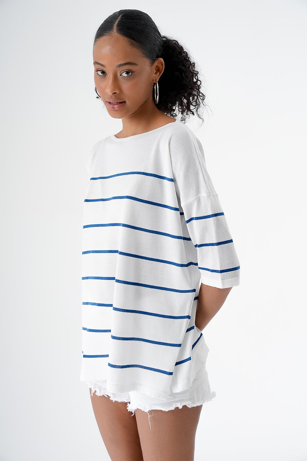 Chuba Kadın Bisiklet Yaka Oversize Kısa Kollu Çizgili Triko Kazak Beyaz-Navy 24S151