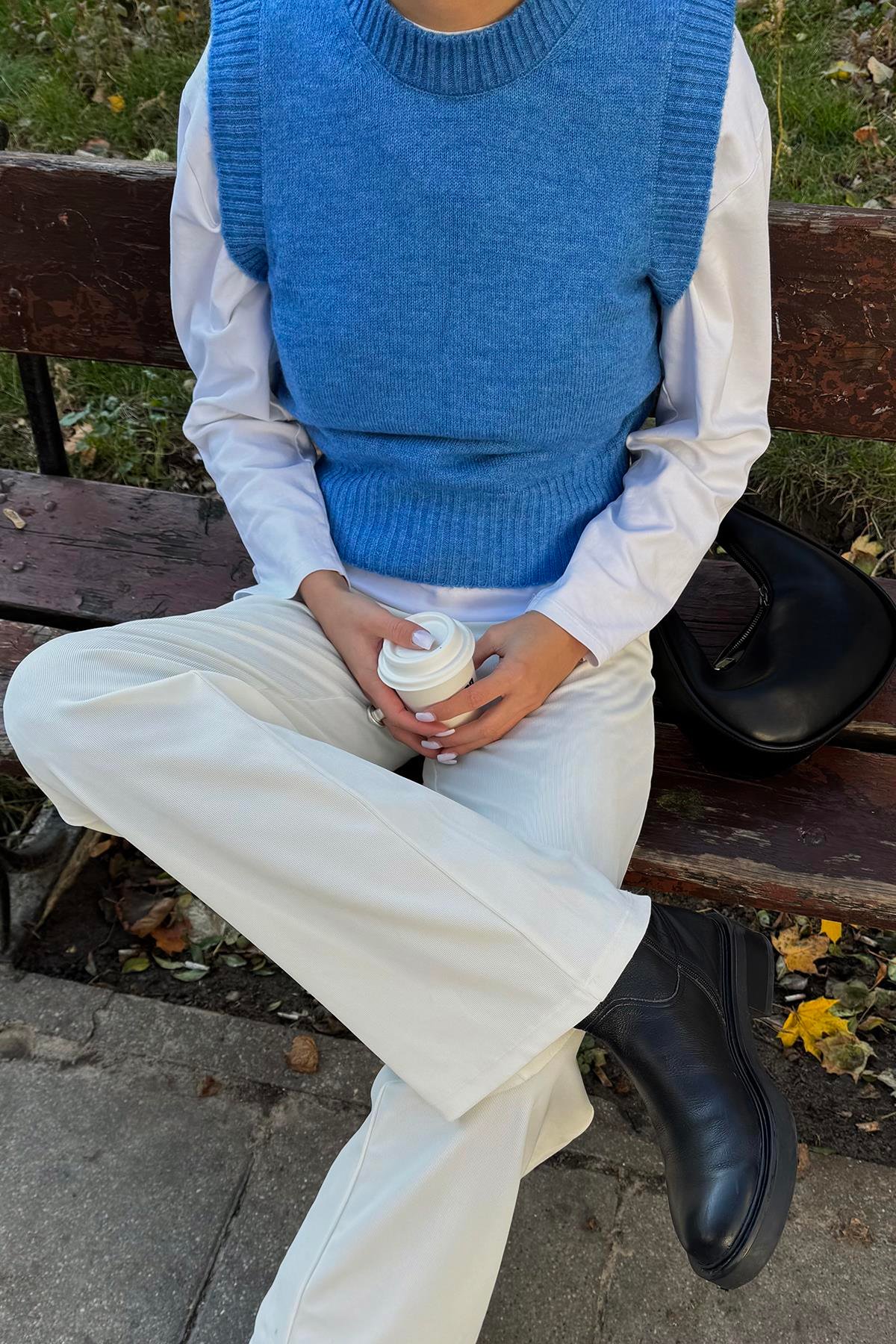 Chuba Kadın Bisiklet Yaka Yumuşak Dokulu Triko Süveter Mavi 26W3034