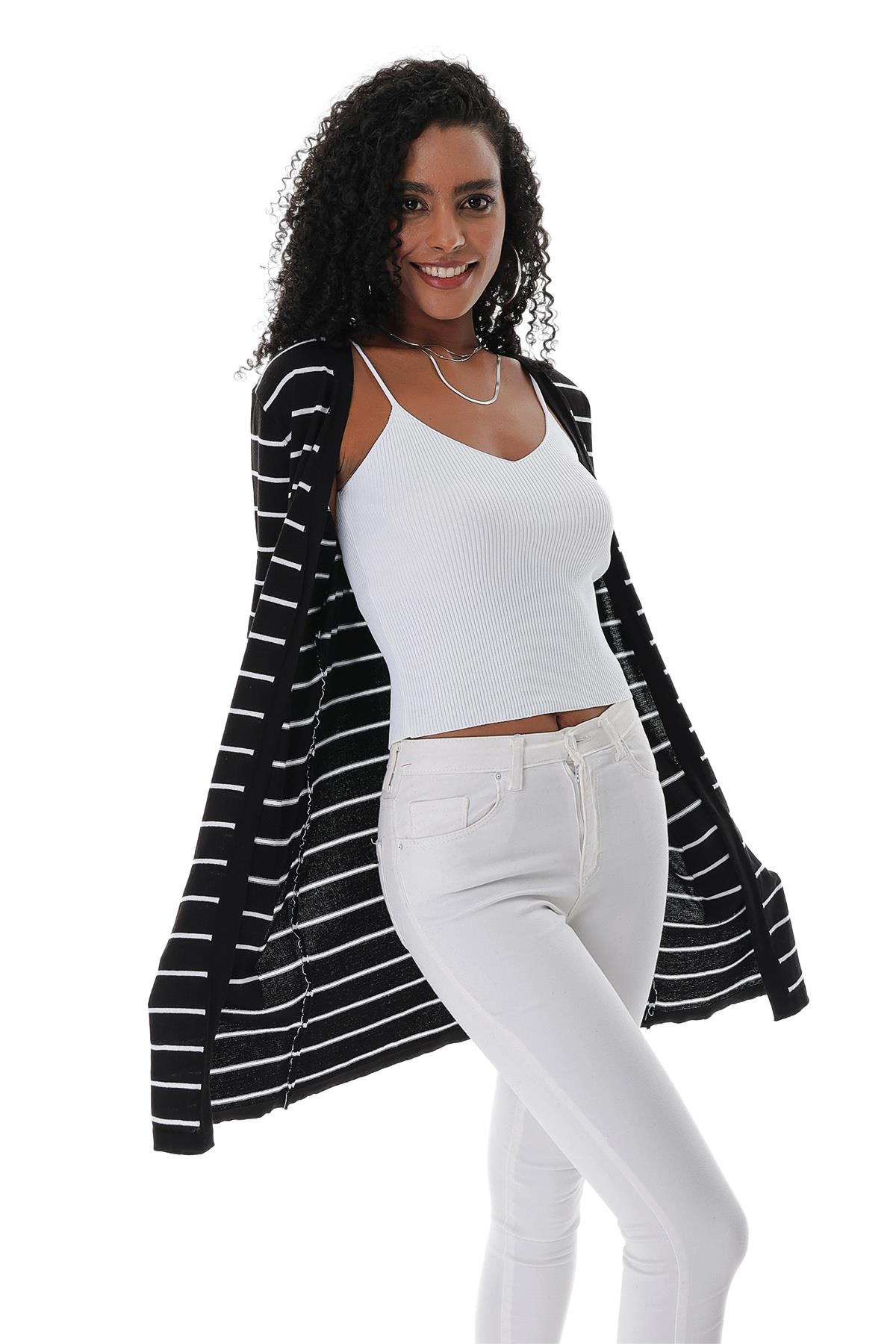 Chuba Kadın Çizgili Cep Detaylı Açık Form Pamuklu İnce Triko Hırka Siyah 23S1010