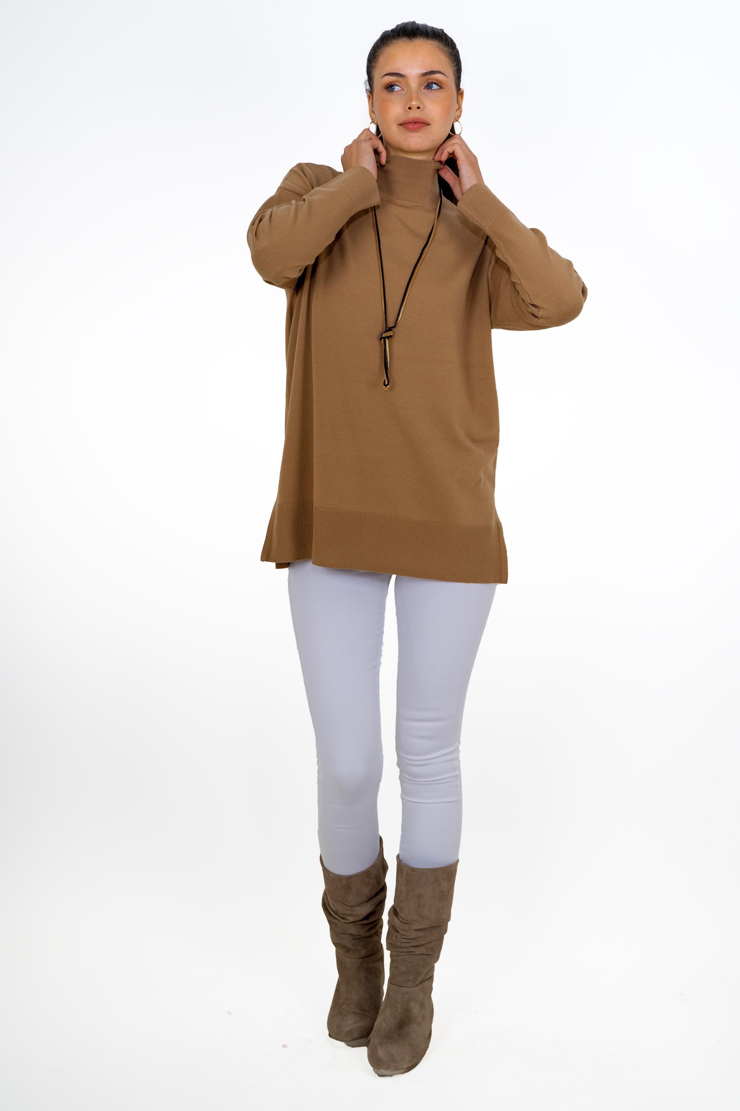 Chuba Kadın Geniş Kalıp Yumuşak Dokulu Balıkçı Yaka Triko Kazak Camel 24W141