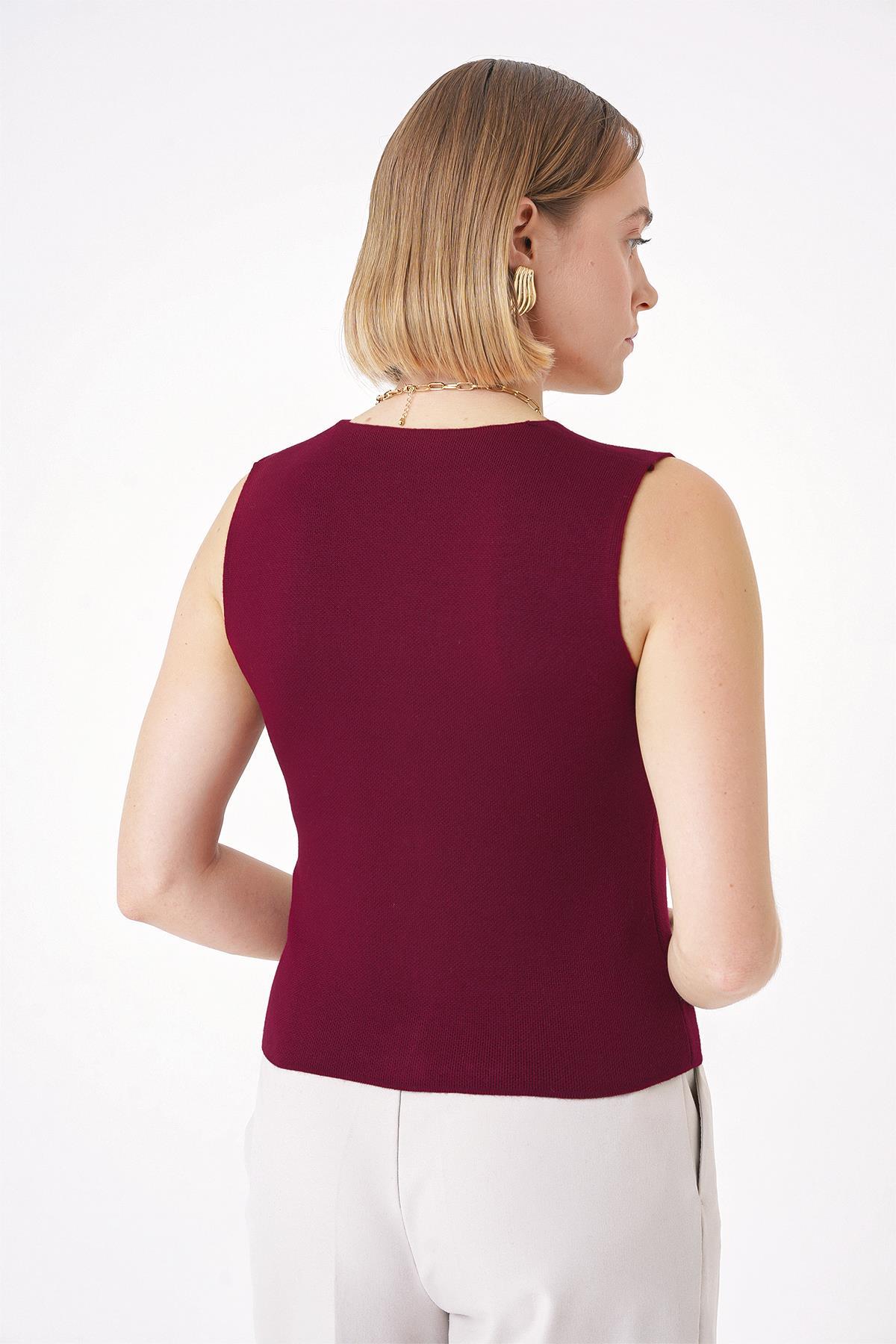 Chuba Kadın Gold Düğmeli Dokulu Regular Fit Triko Yelek Bordo 25W3001