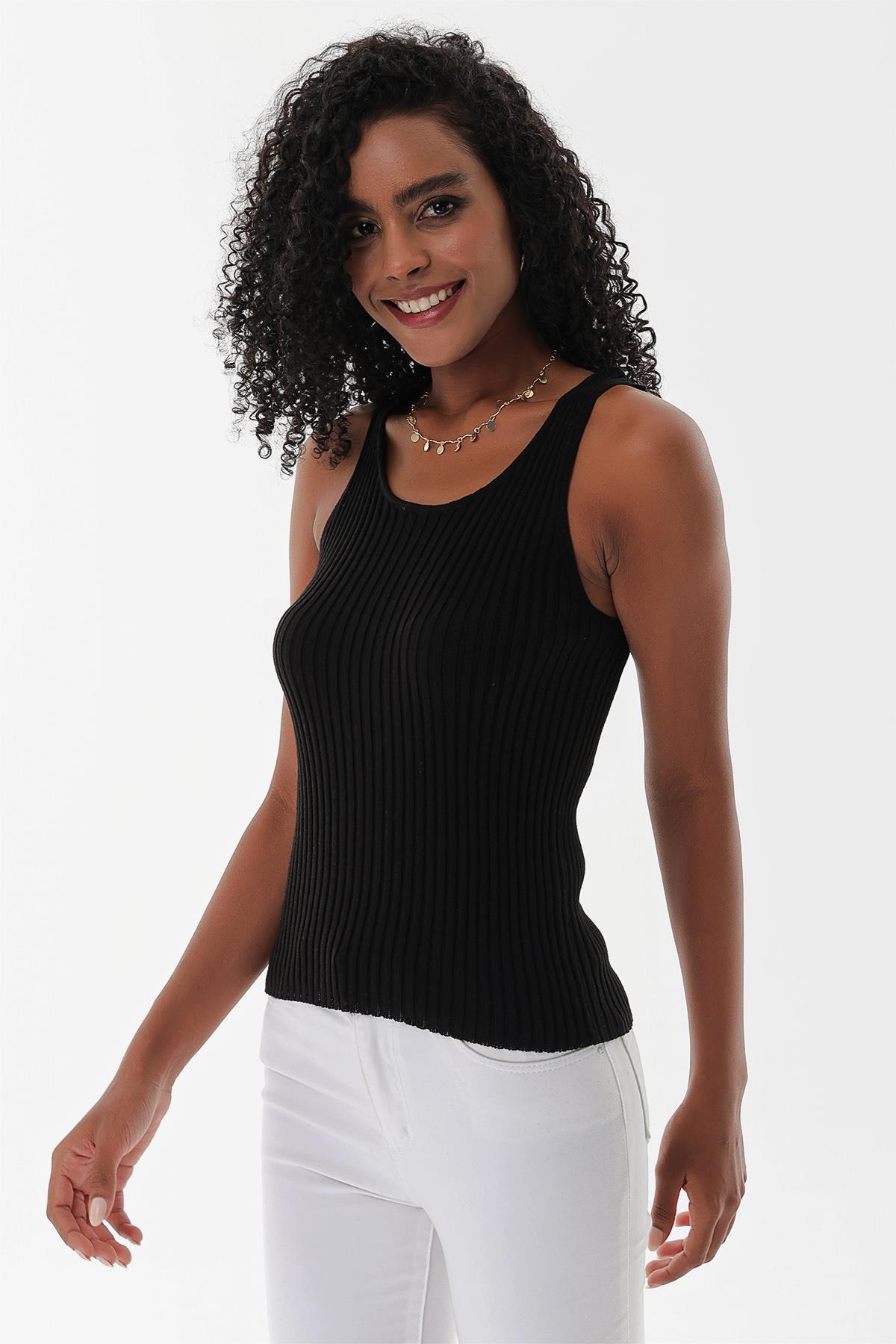 Chuba Kadın Havuz Yaka Fitilli İnce Pamuklu Triko Atlet Siyah 23S1015