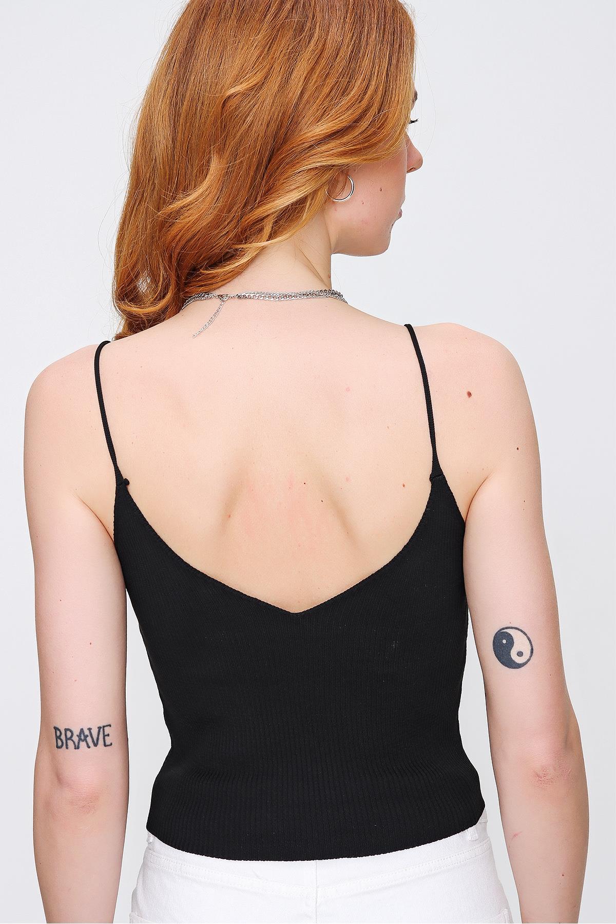 Chuba Kadın İp Askılı V-Neck Siyah Fitilli Triko Crop Atlet 21S303