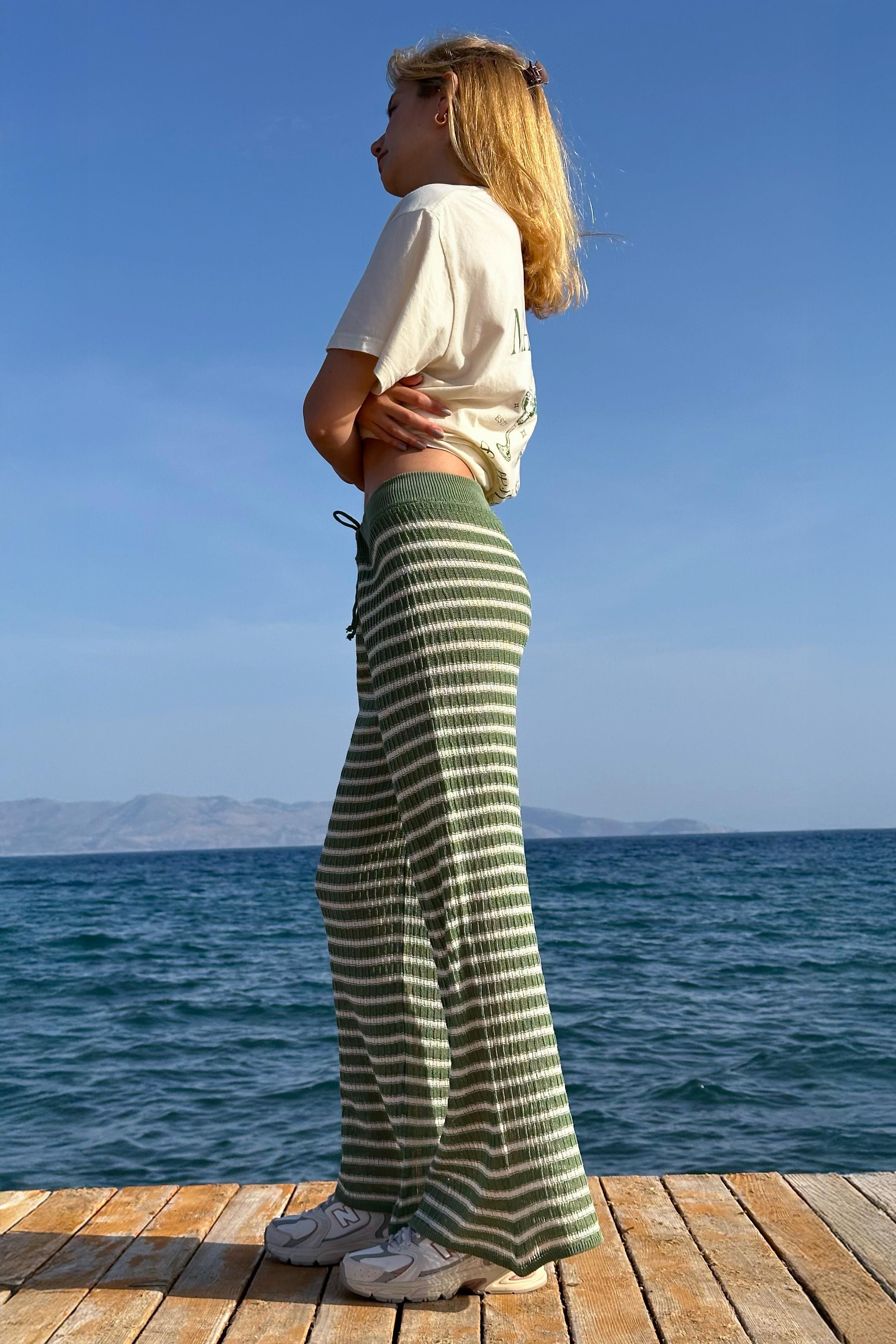 Chuba Kadın İspanyol Paça Triko Flare Fit Çizgili Desenli Pantolon Yeşil-Beyaz 25S3027