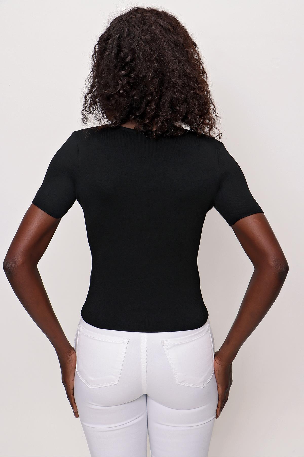 Chuba Kadın Kare Yaka Kısa Kollu İnce Triko Kazak Siyah 22SW314