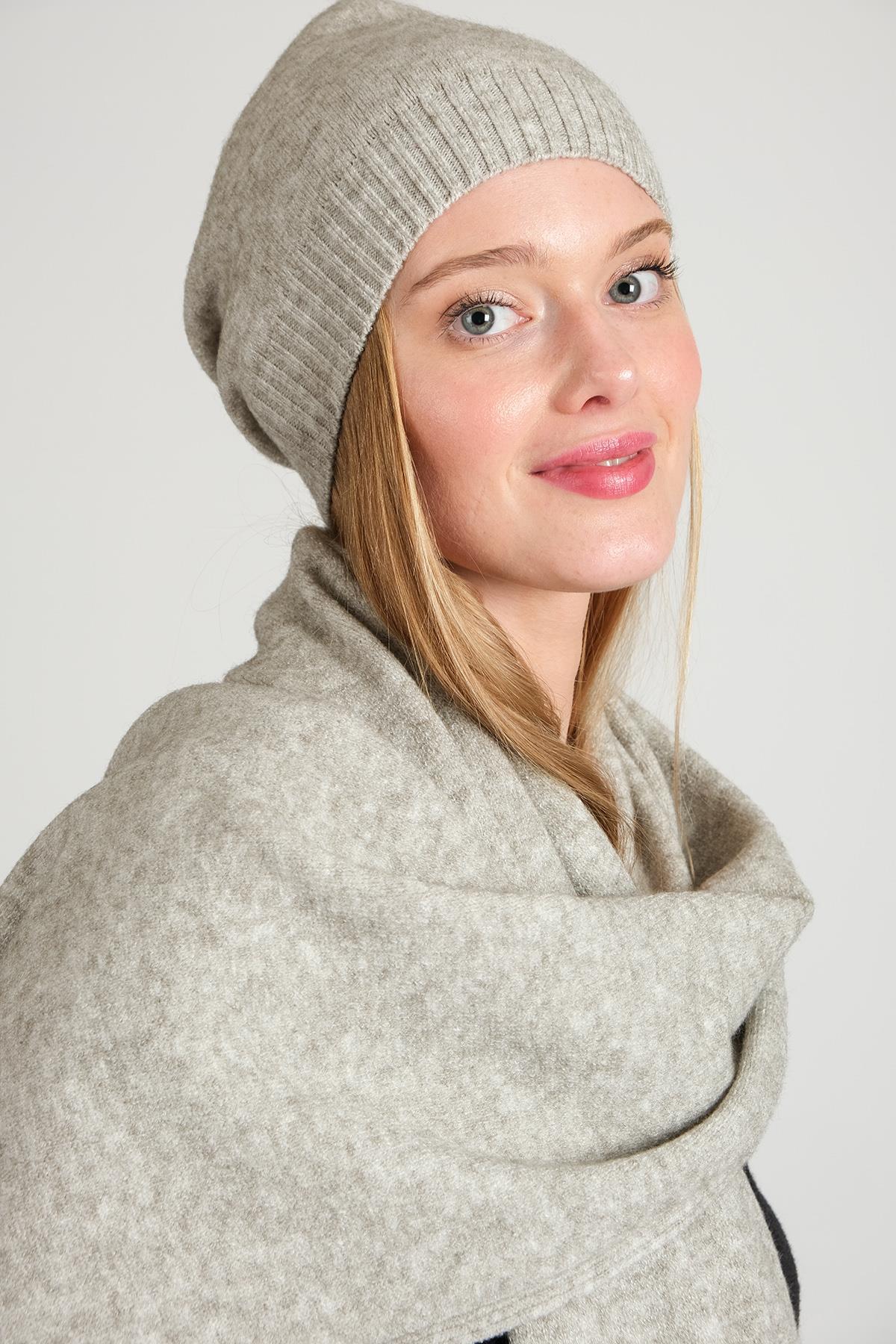 Chuba Kadın Melanj Yumuşak Tuşe Atkı Bere Takımı Gri 23W505