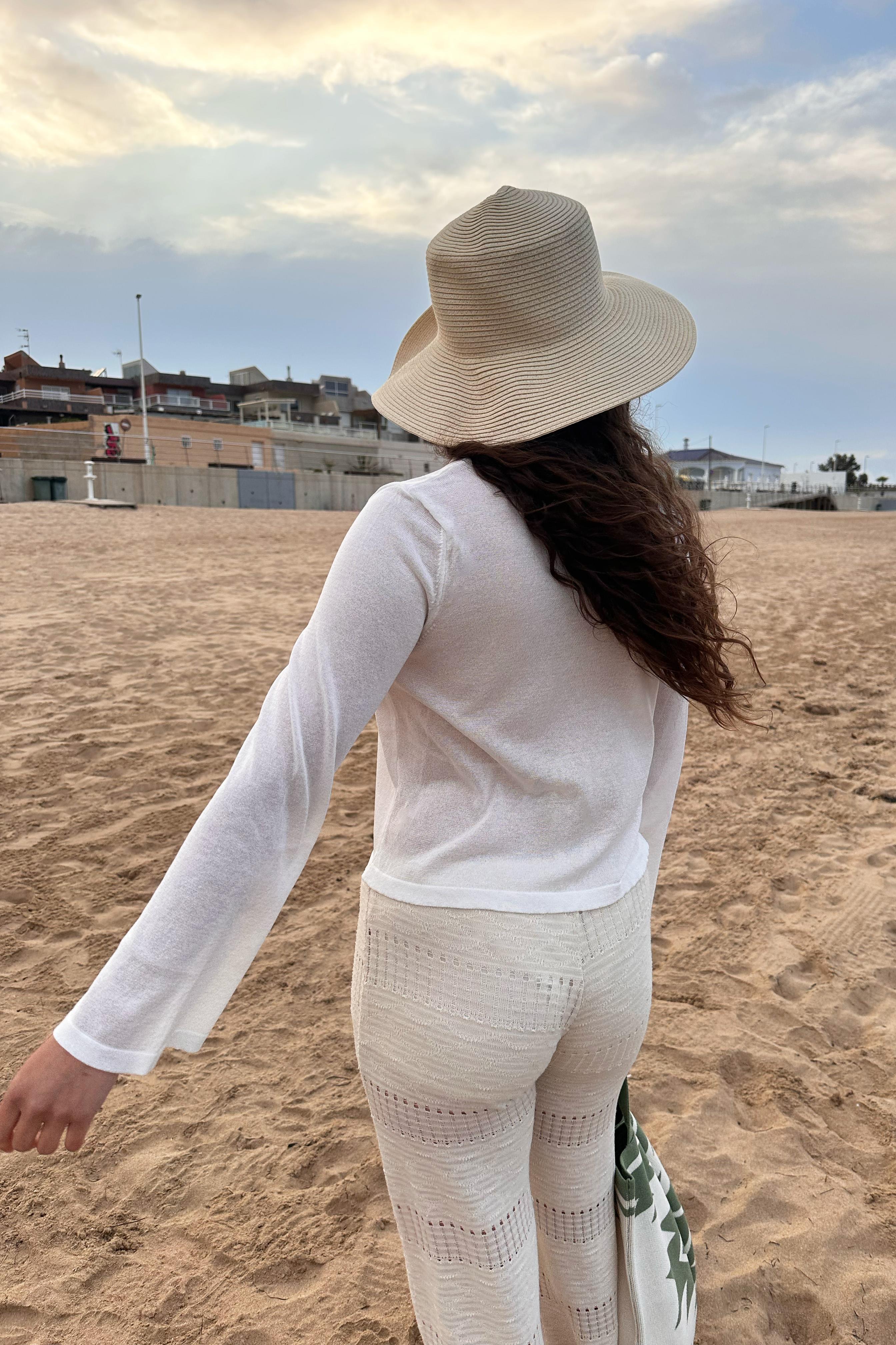 Chuba Kadın Önden Bağlamalı Standart Fit İnce Triko Bluz Beyaz 25S3022