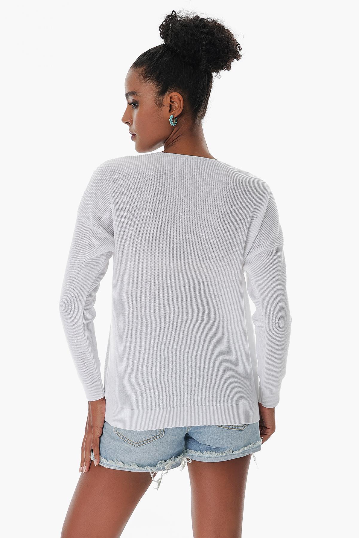 Chuba Kadın Pamuklu V Yaka Selanik Örgü Triko Kazak Beyaz 23S1004