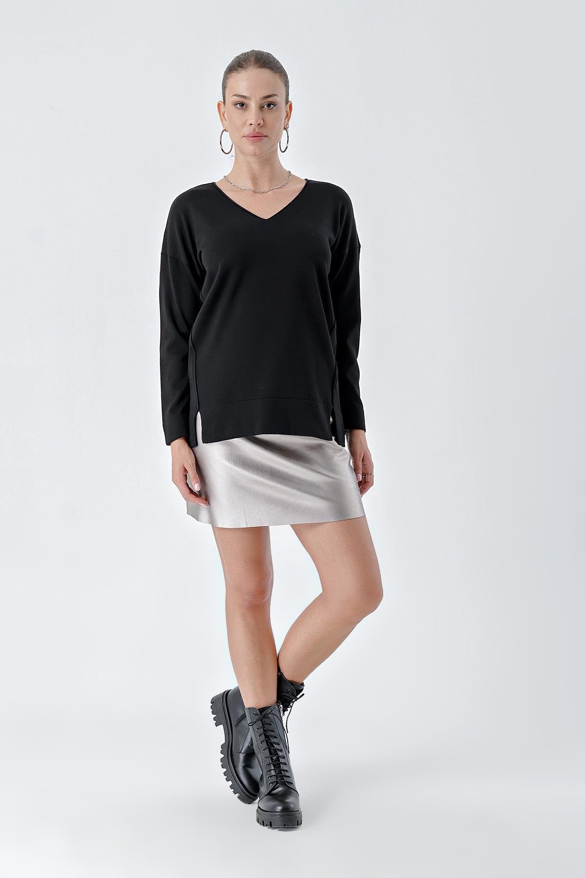 Chuba Kadın Rahat Kalıp Verev Dikiş Detaylı V Yaka Triko Kazak Siyah 24W117