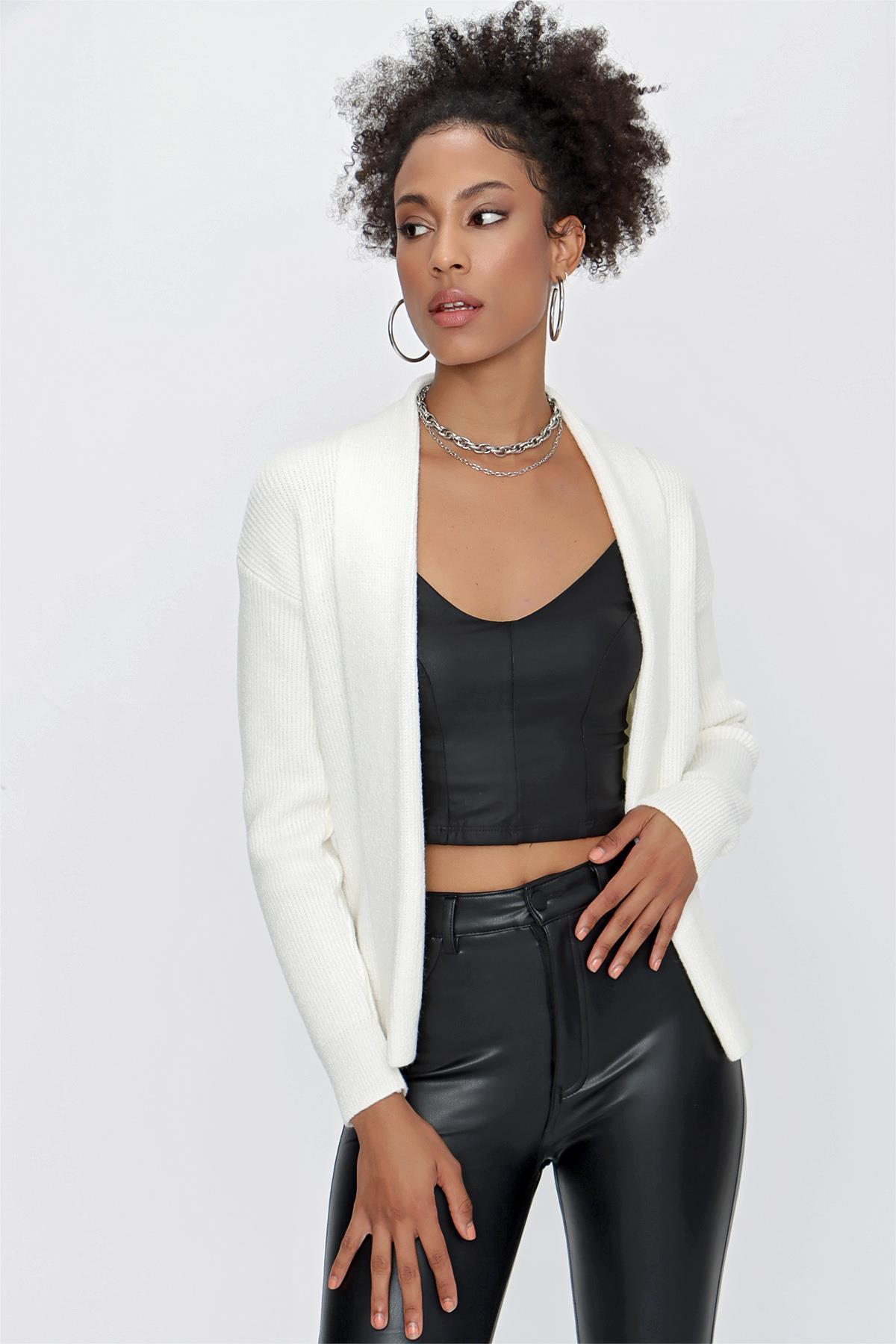 CHUBA Kadın Şal Yaka Melanj Triko Hırka Ekru 23W319