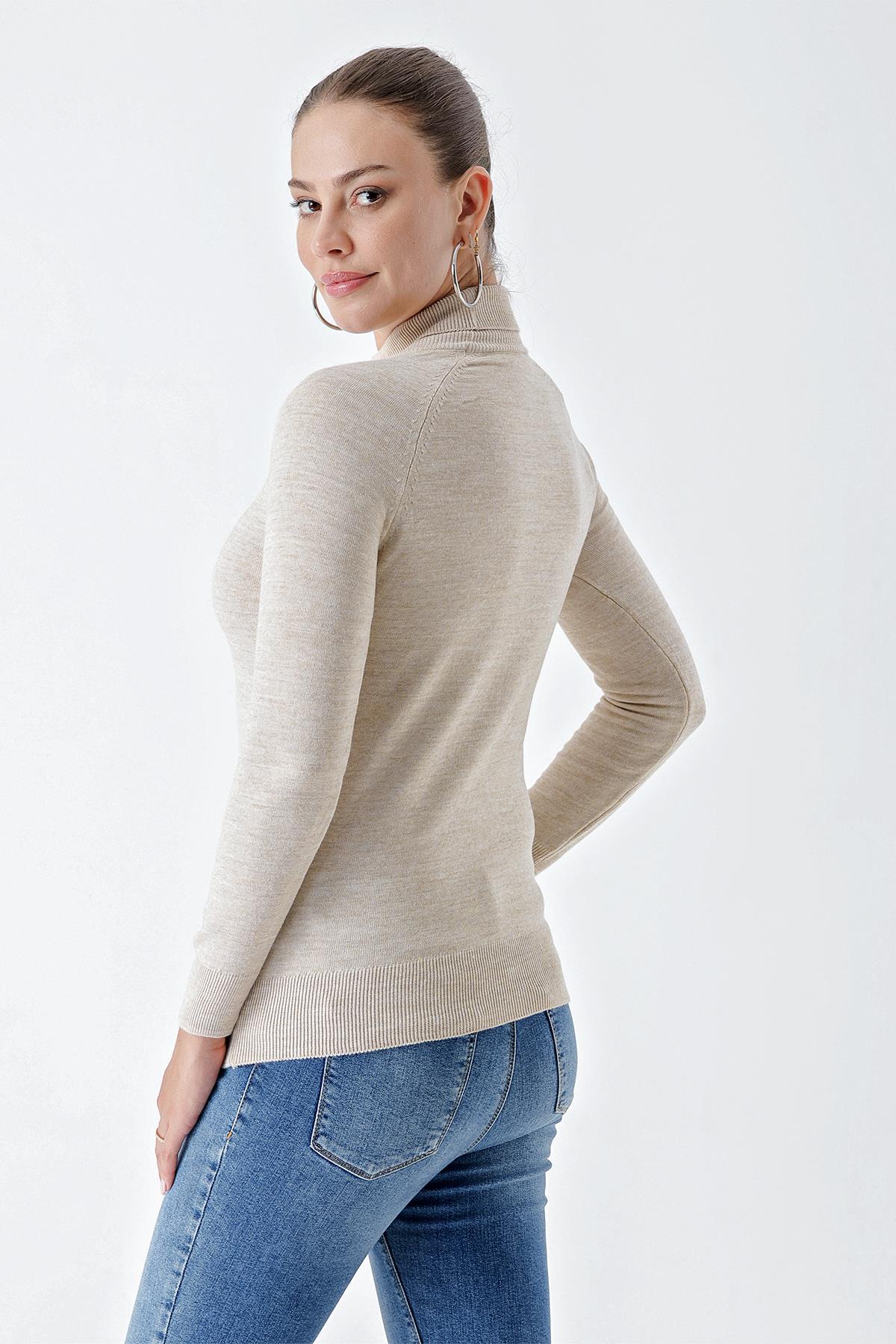 Chuba Kadın Tam Balıkçı Yaka Basic Triko Kazak Bej 24W102
