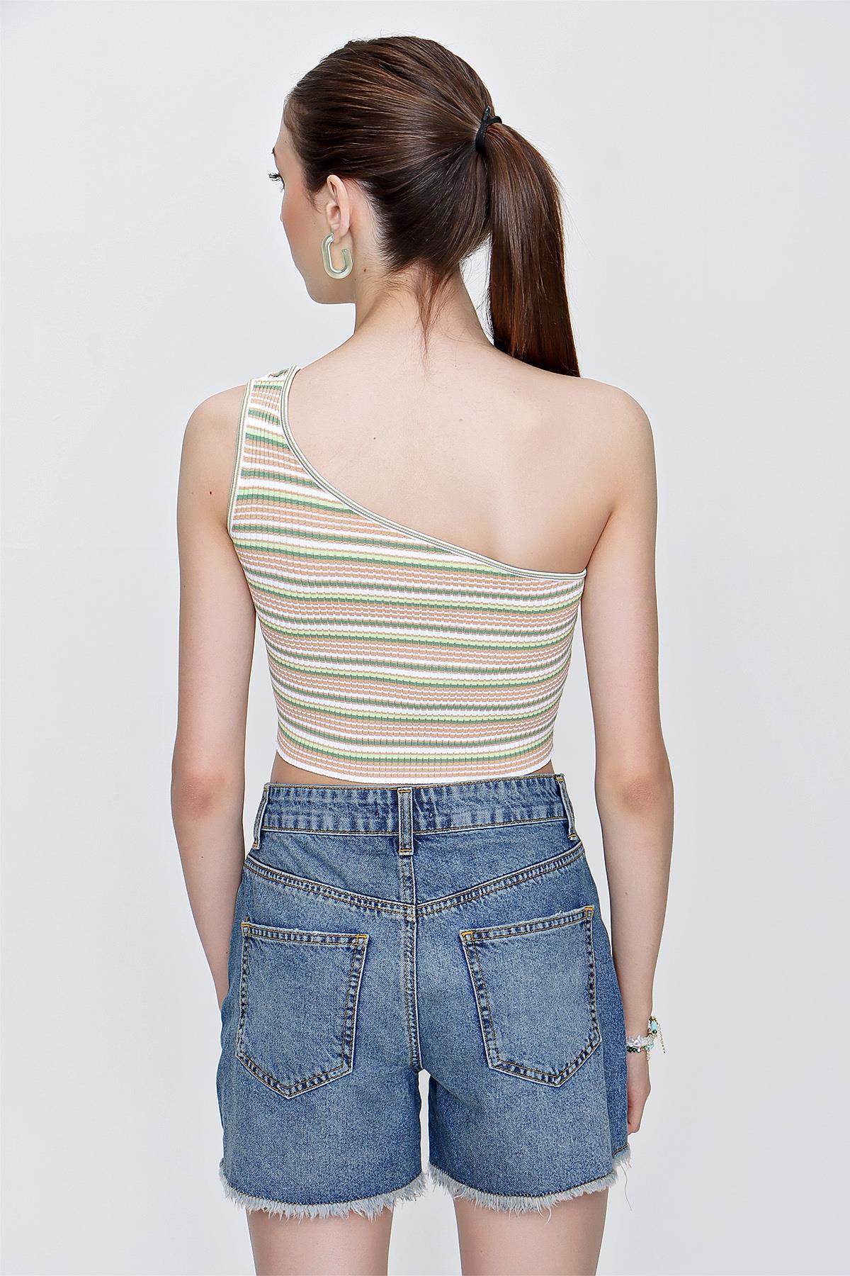 Chuba Kadın Tek Omuzlu Çizgili Triko Crop Beyaz-Yeşil 22SW368