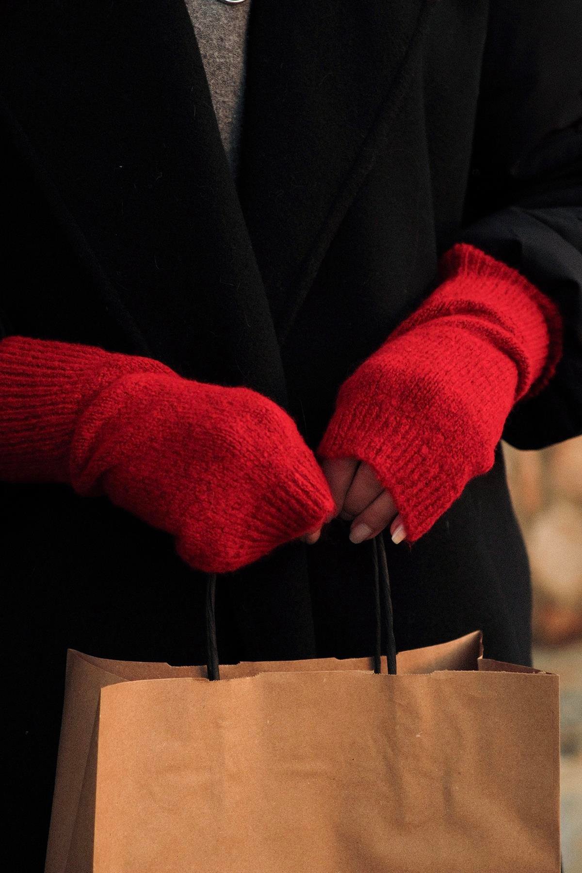 Chuba Kadın Triko Bere ve Eldiven İkili Takım Set Kırmızı 26W5005