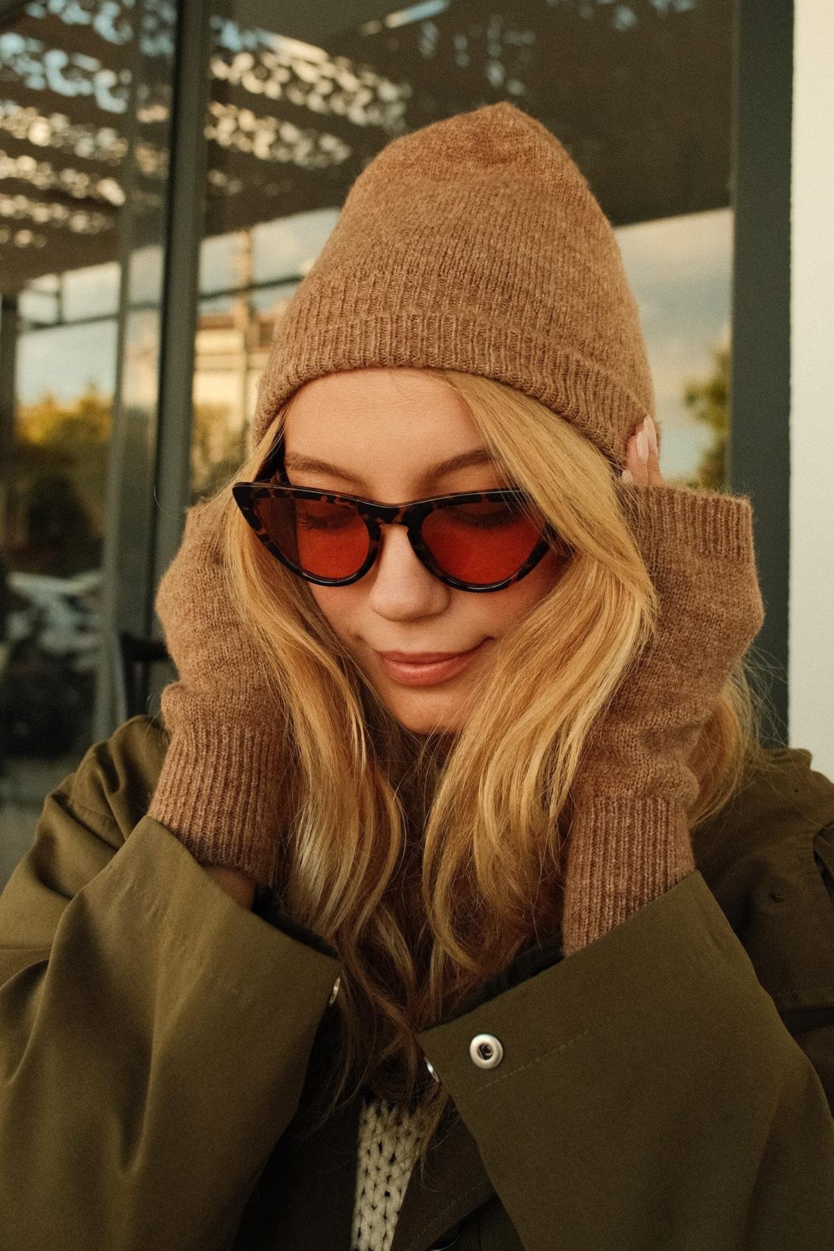 Chuba Kadın Triko Bere ve Eldiven İkili Takım Set Taba 26W5005