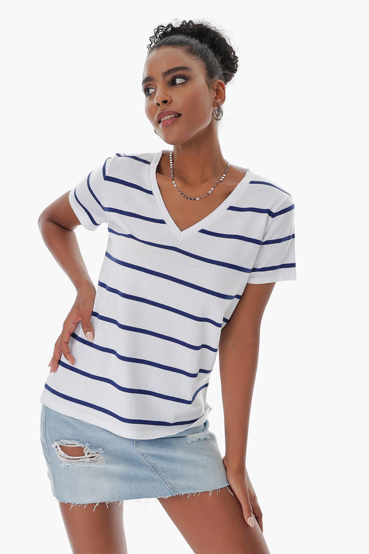 Chuba Kadın V Yaka İnce Çizgili Pamuklu Marin Triko T-Shirt Beyaz-Navy 23S1007