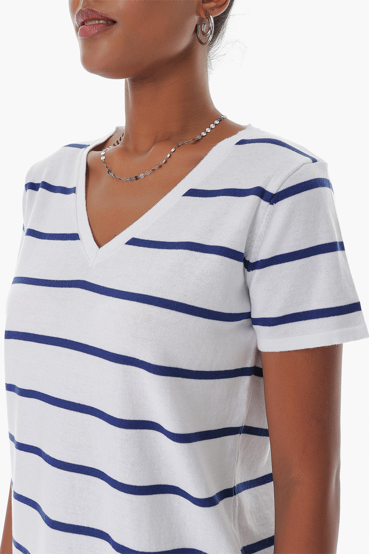 Chuba Kadın V Yaka İnce Çizgili Pamuklu Marin Triko T-Shirt Beyaz-Navy 23S1007