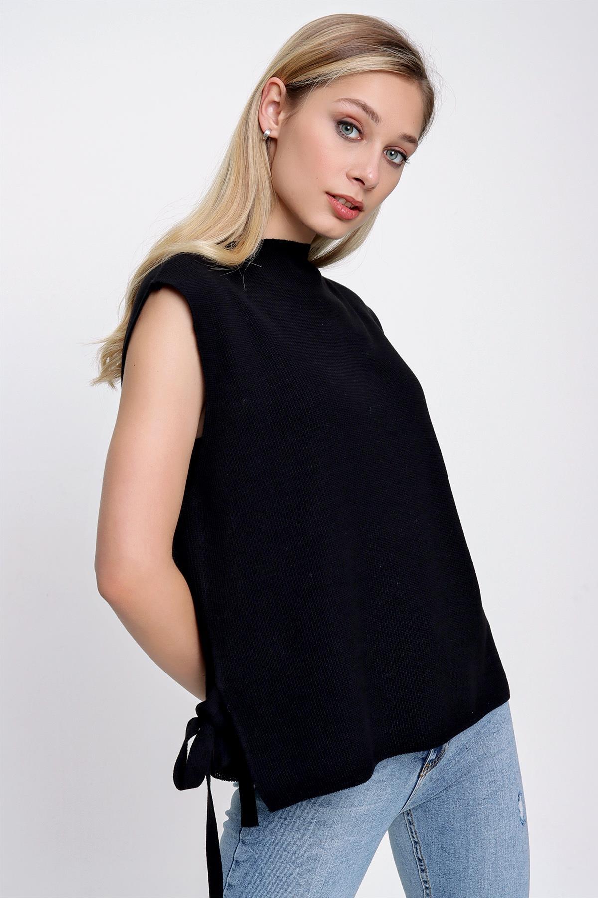 Chuba Kadın Yandan Bağlamalı Triko Süveter Siyah 22WK252