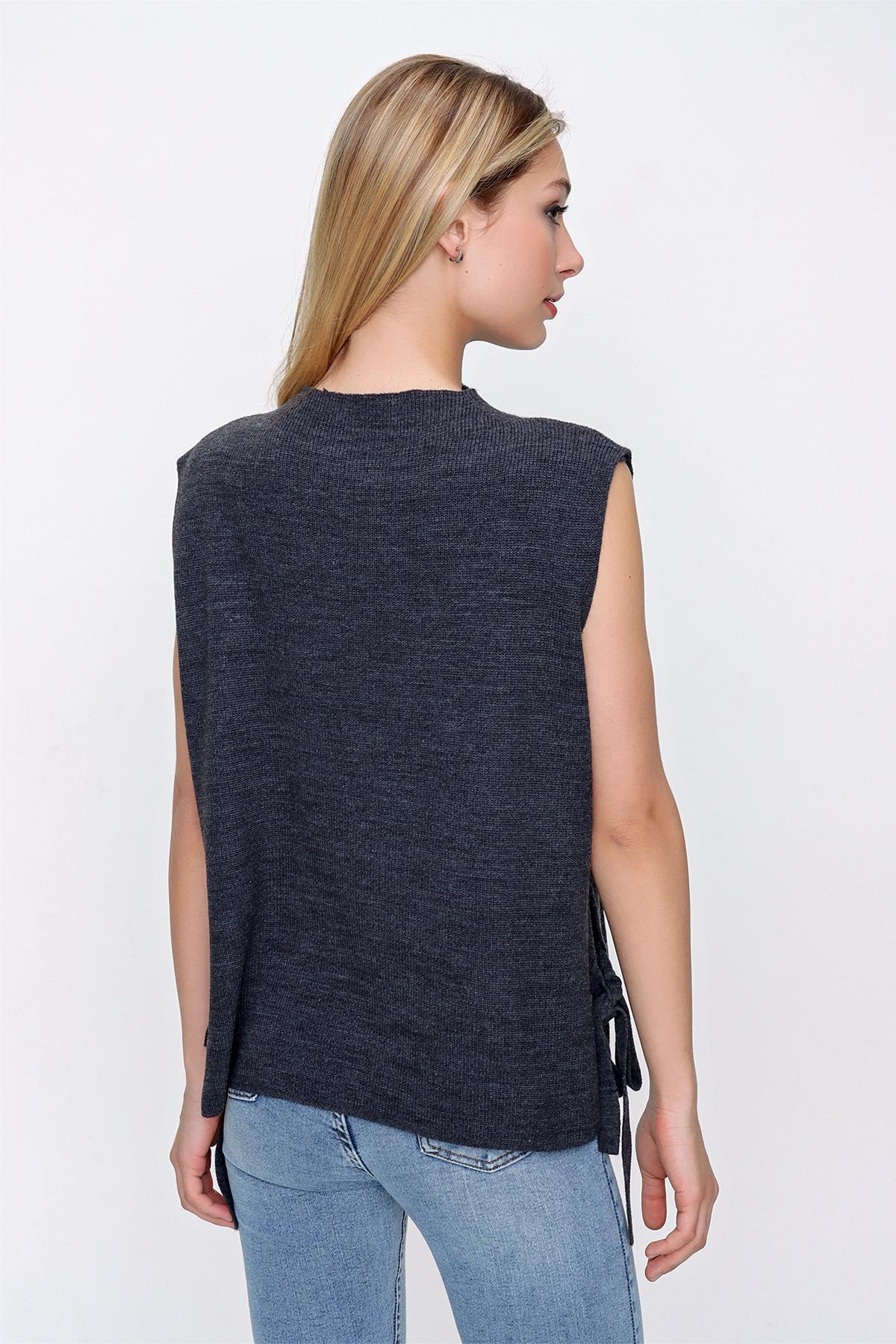 Chuba Kadın Yandan Bağlamalı Triko Süveter Antrasit 22WK252