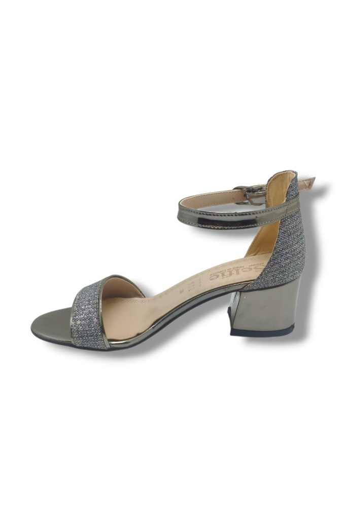 Selfie 4270-26 Simli Rugan Tek Bant Orta Topuk Fashion Kadın Sandalet(5,5cm)