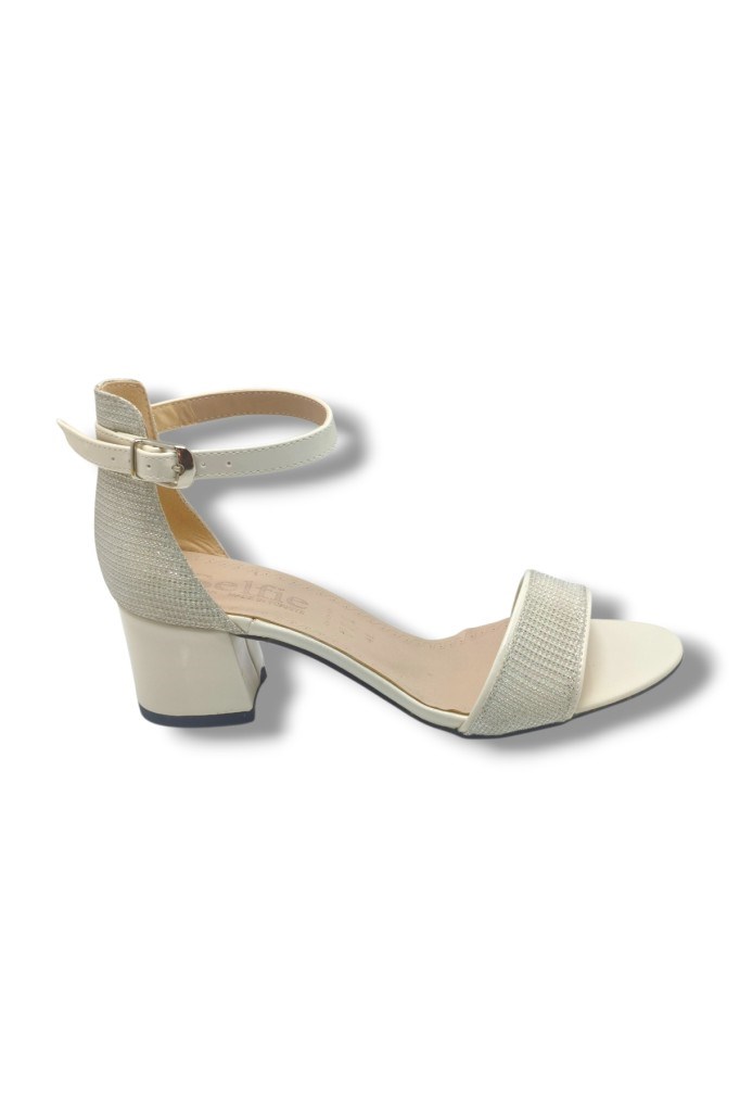 Selfie 4270-26 Simli Rugan Tek Bant Orta Topuk Büyük Numara Fashion Kadın Sandalet(5,5cm) 41-43