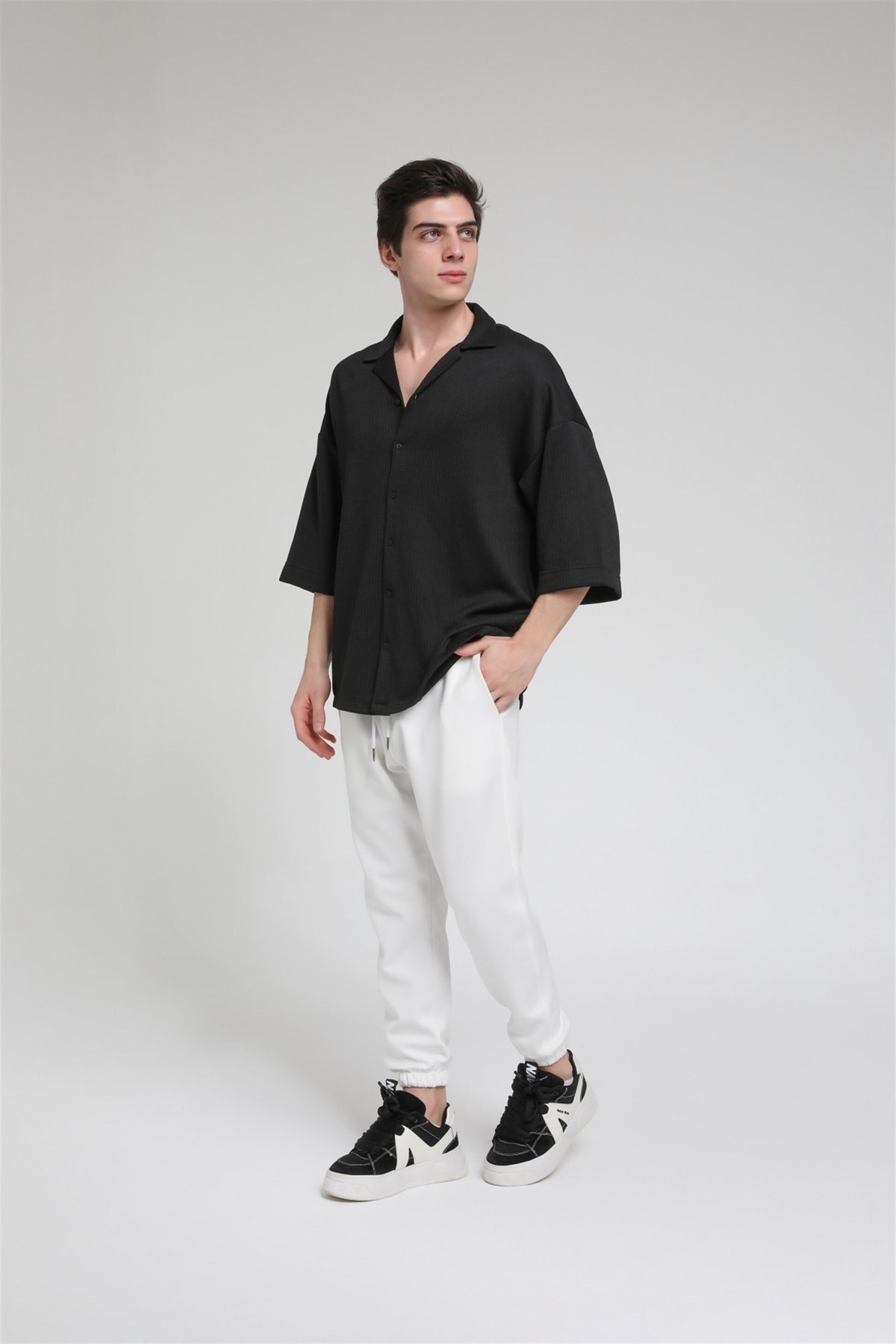 Apaş Yaka Oversize Kısa Kol Penye Gömlek R-3586