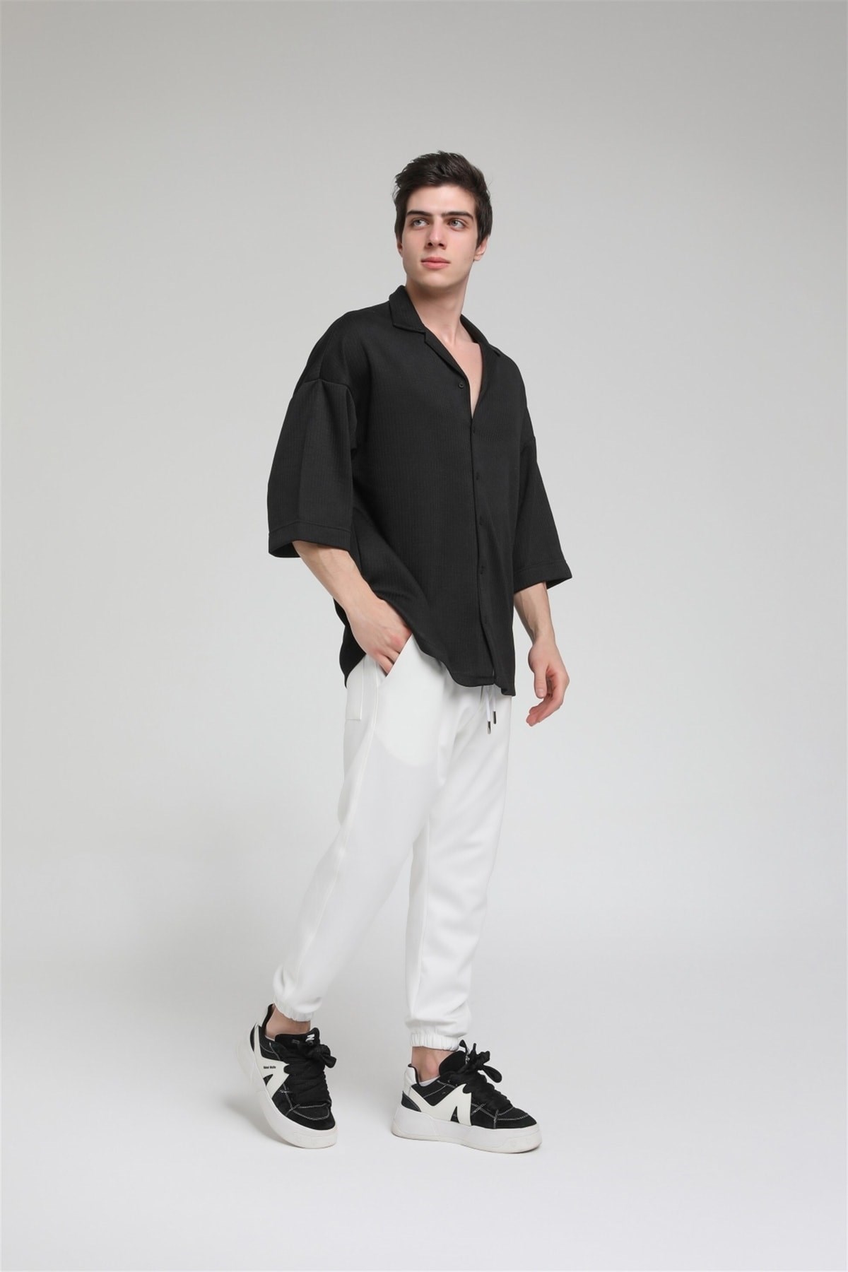 Apaş Yaka Oversize Kısa Kol Penye Gömlek R-3586