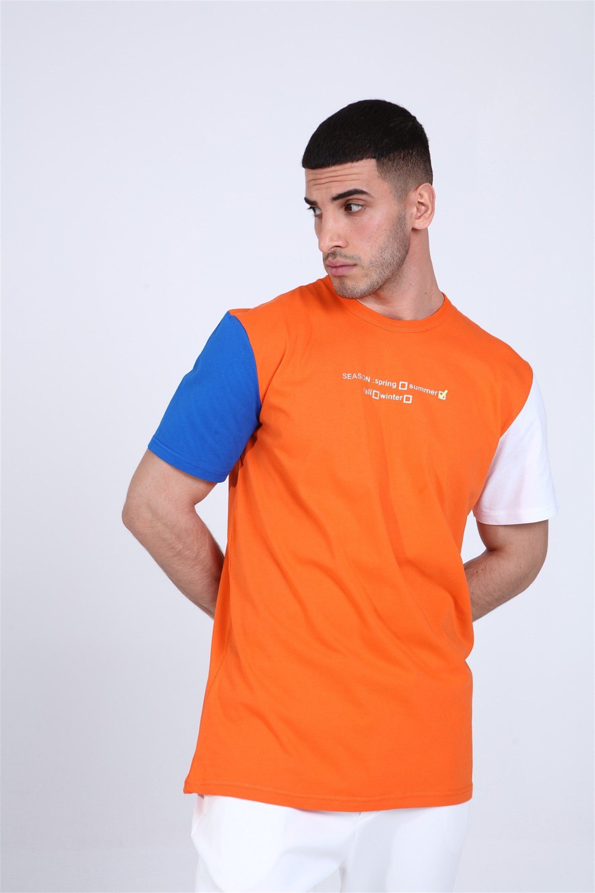 BASKILI ÜÇ RENK T-SHİRT R-5223