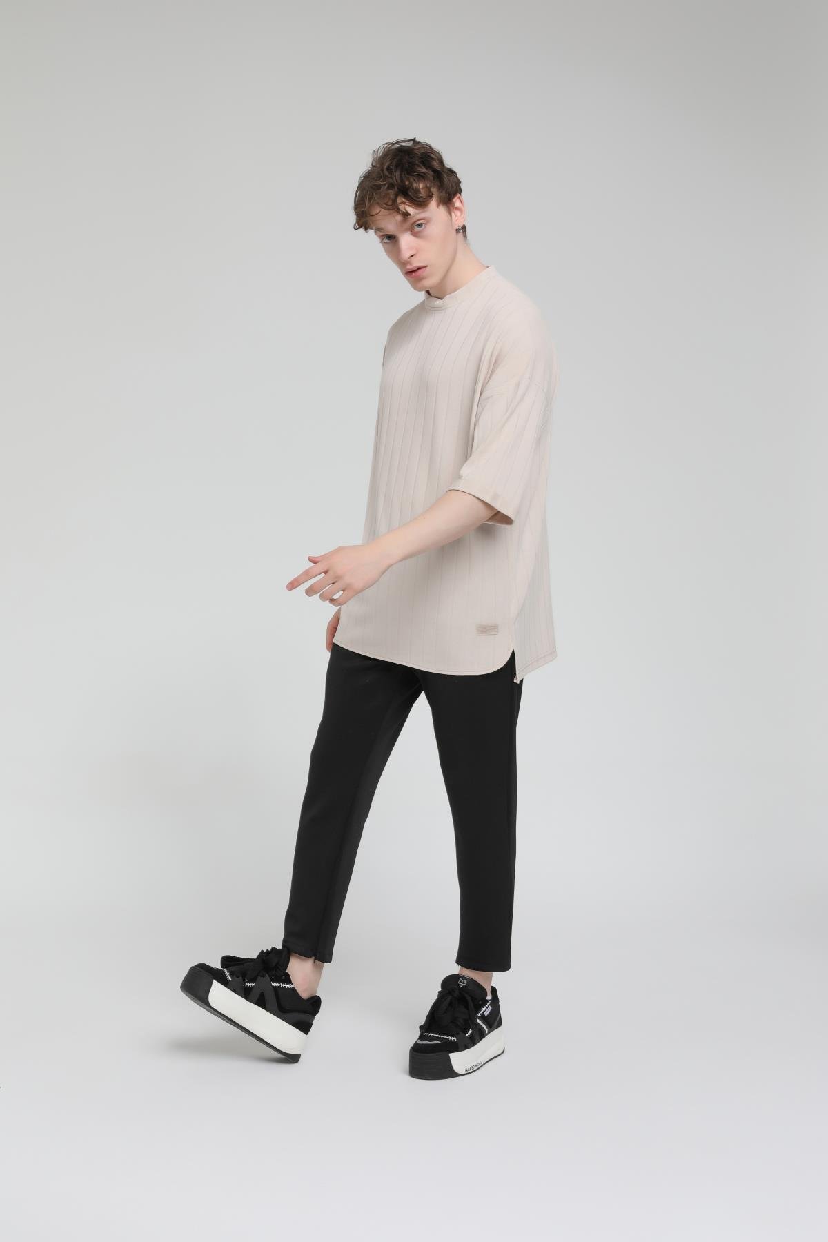 Bisiklet Yaka Eteği Oval Oversize T-shirt R-5527
