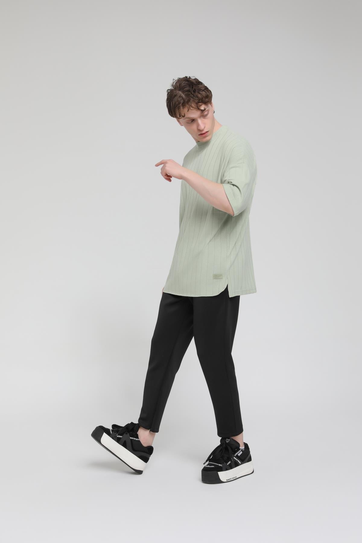 Bisiklet Yaka Eteği Oval Oversize T-shirt R-5527