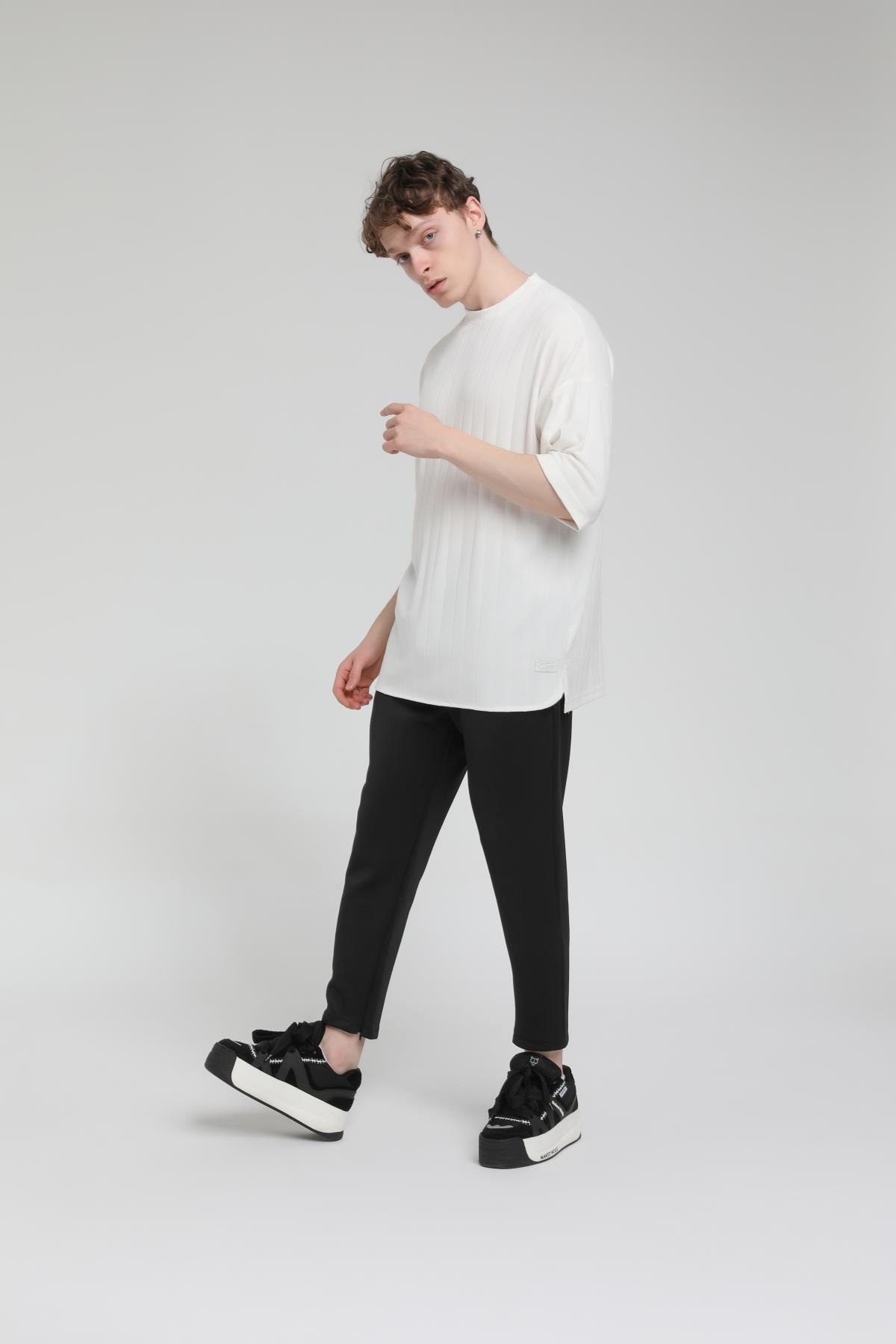 Bisiklet Yaka Eteği Oval Oversize T-shirt R-5527