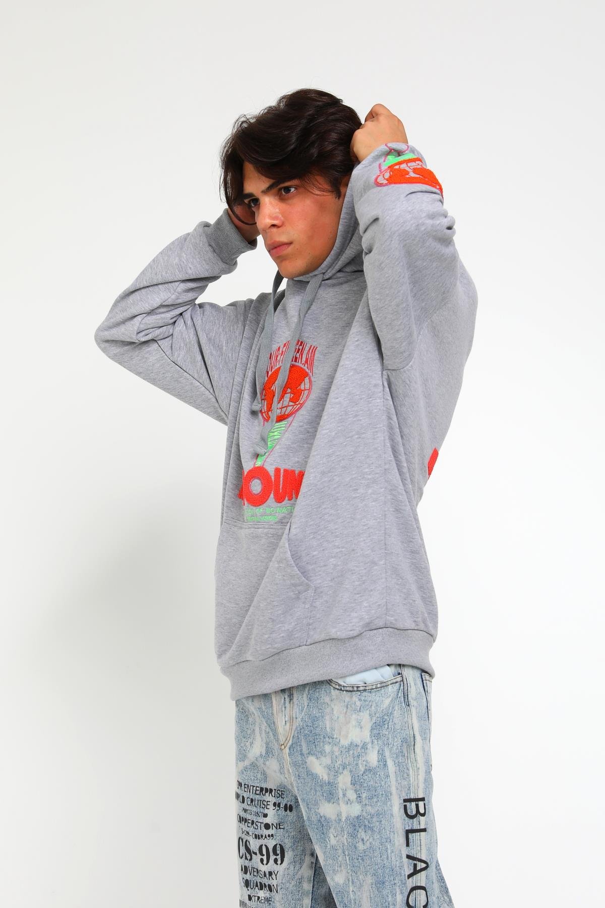 Four Fıfteen Yazı Detaylı Oversize Kapüşonlu Sweatshirt  R-5405