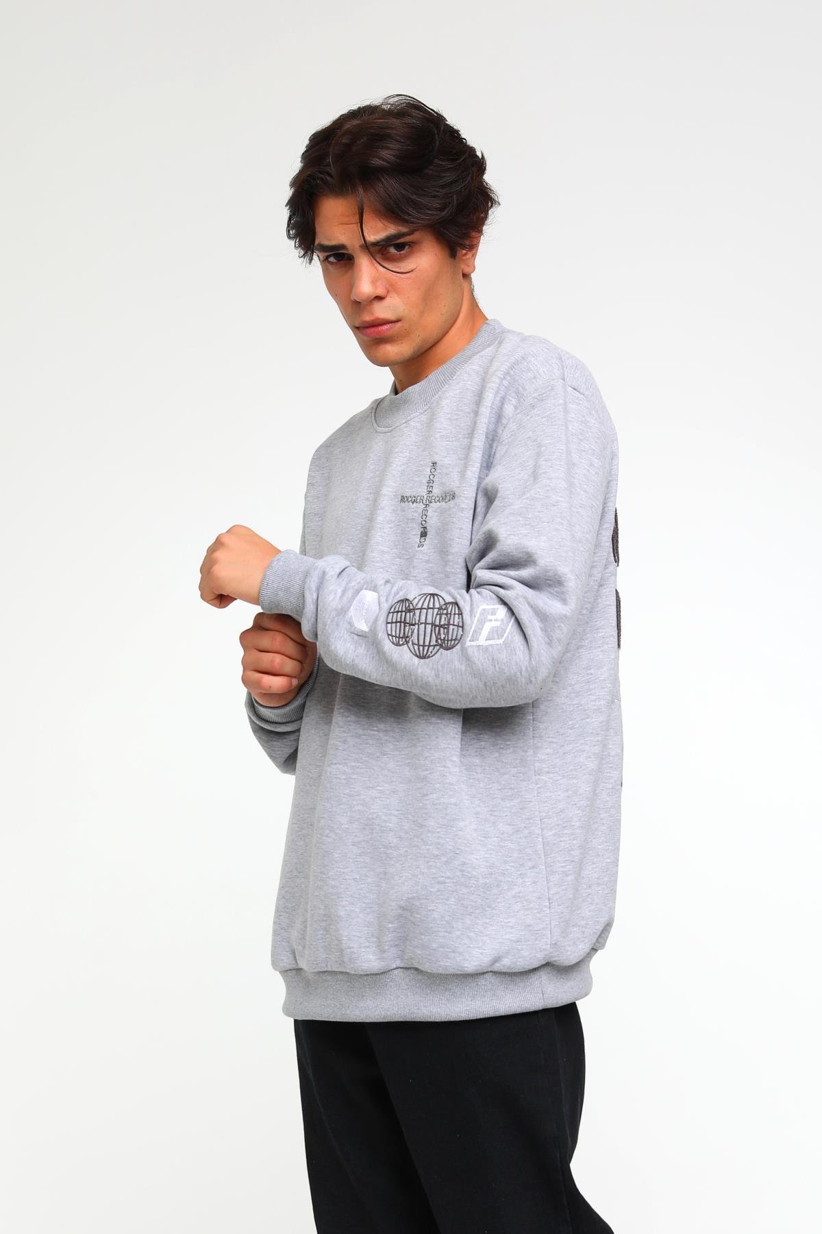 Four Fıfteen Yazı Detaylı Oversize Sweatshirt  R-3372
