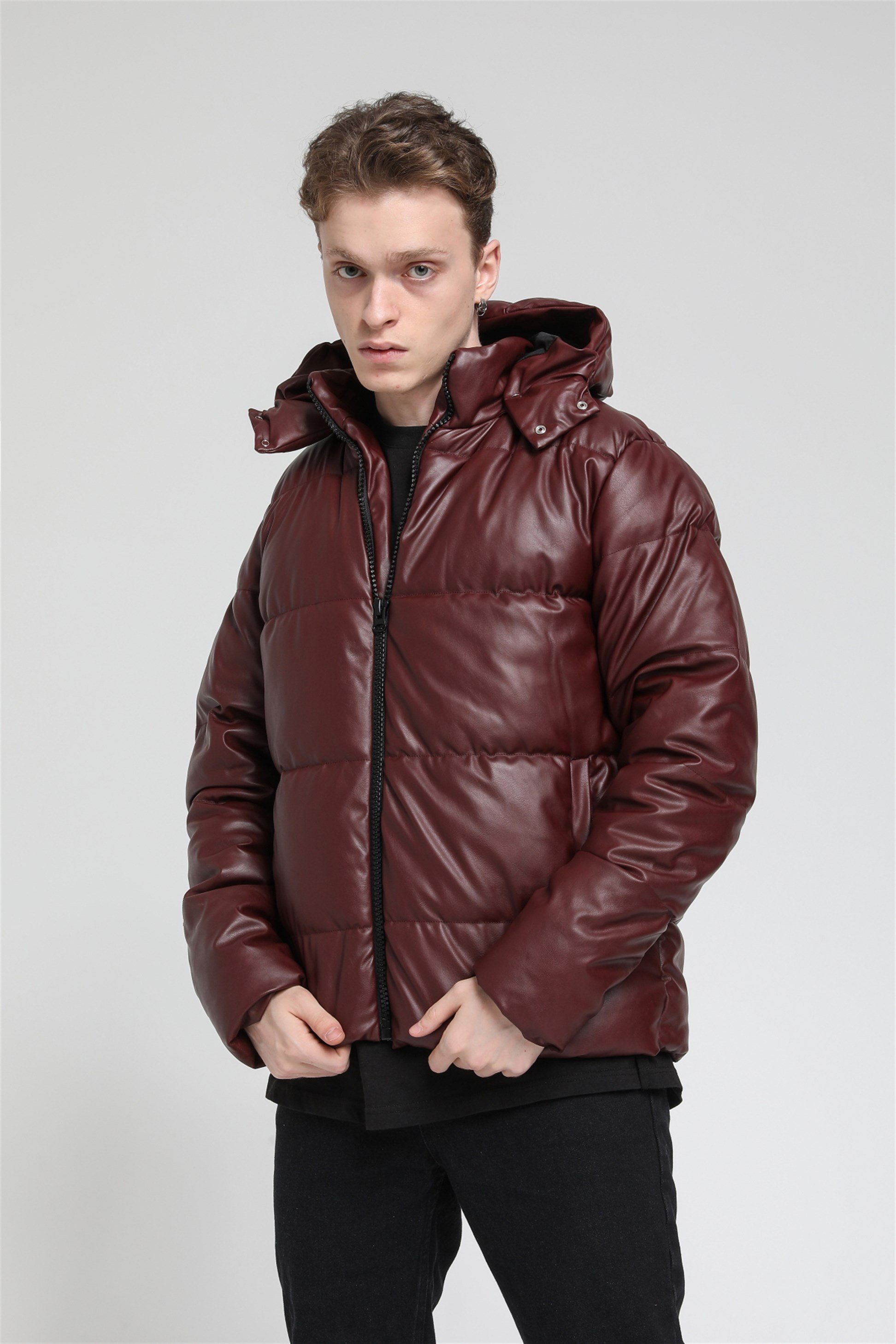 Kapüşonlu Şişme Deri Mont  R-2140