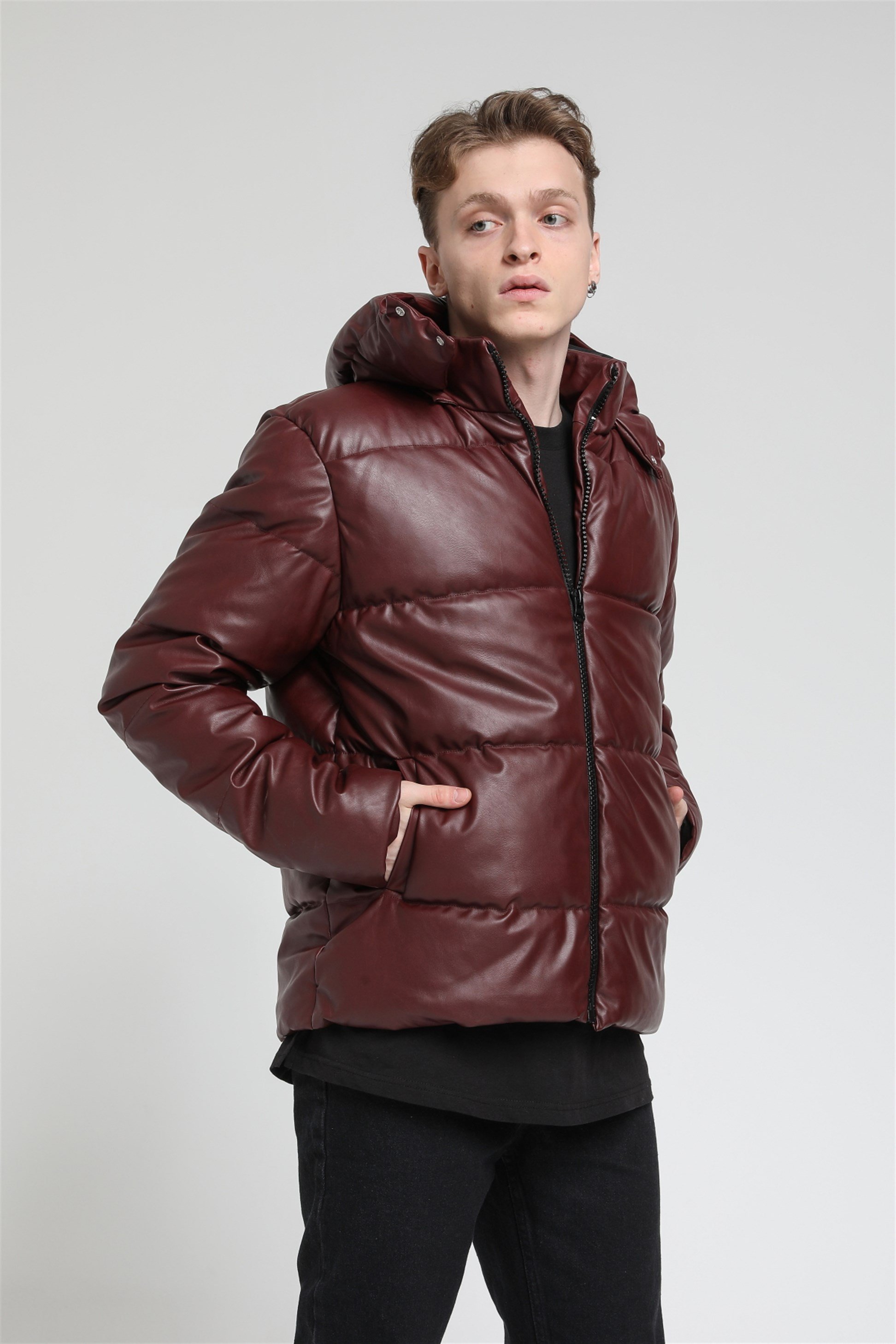 Kapüşonlu Şişme Deri Mont  R-2140
