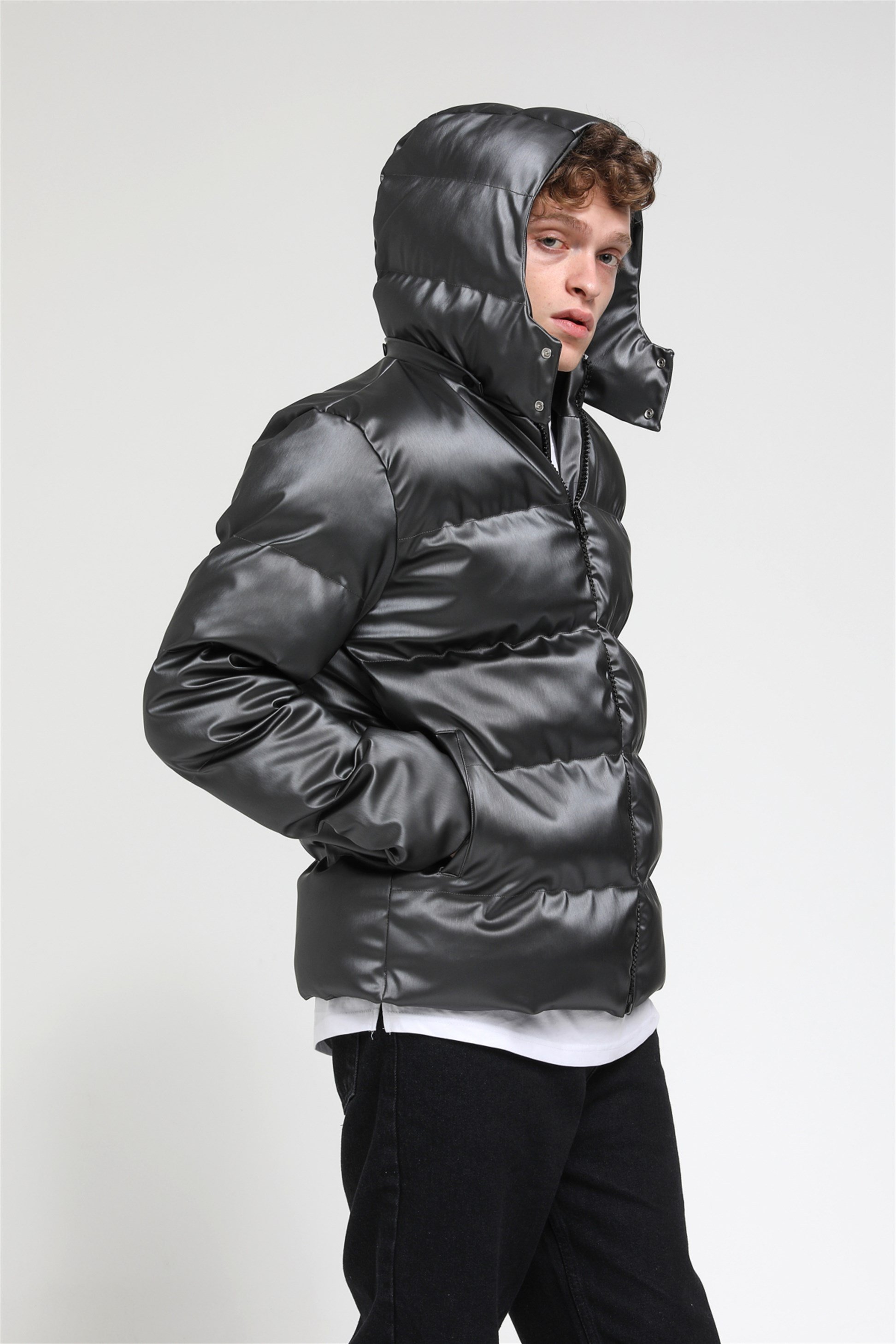 Kapüşonlu Şişme Deri Mont  R-2140