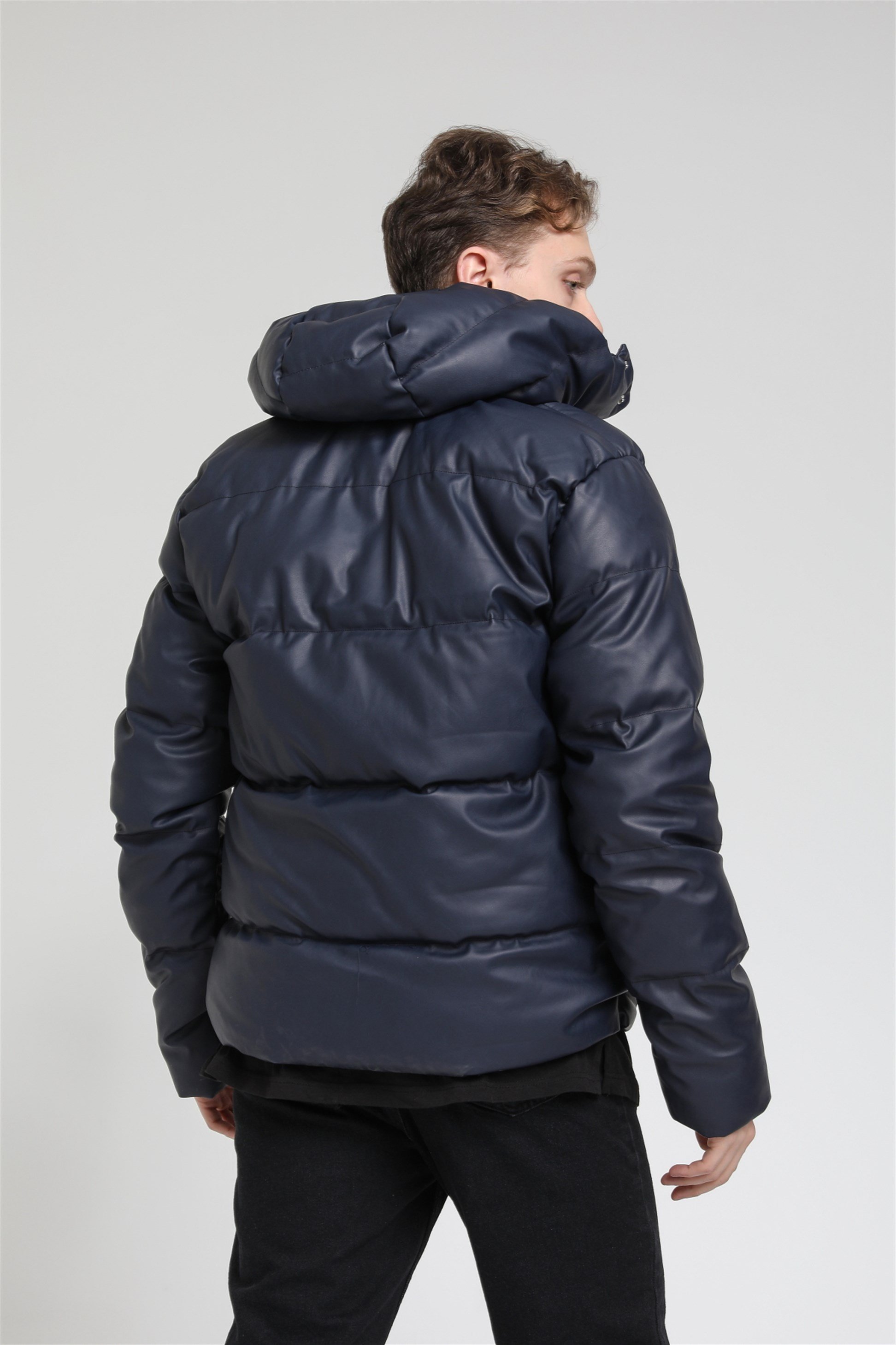 Kapüşonlu Şişme Deri Mont  R-2140