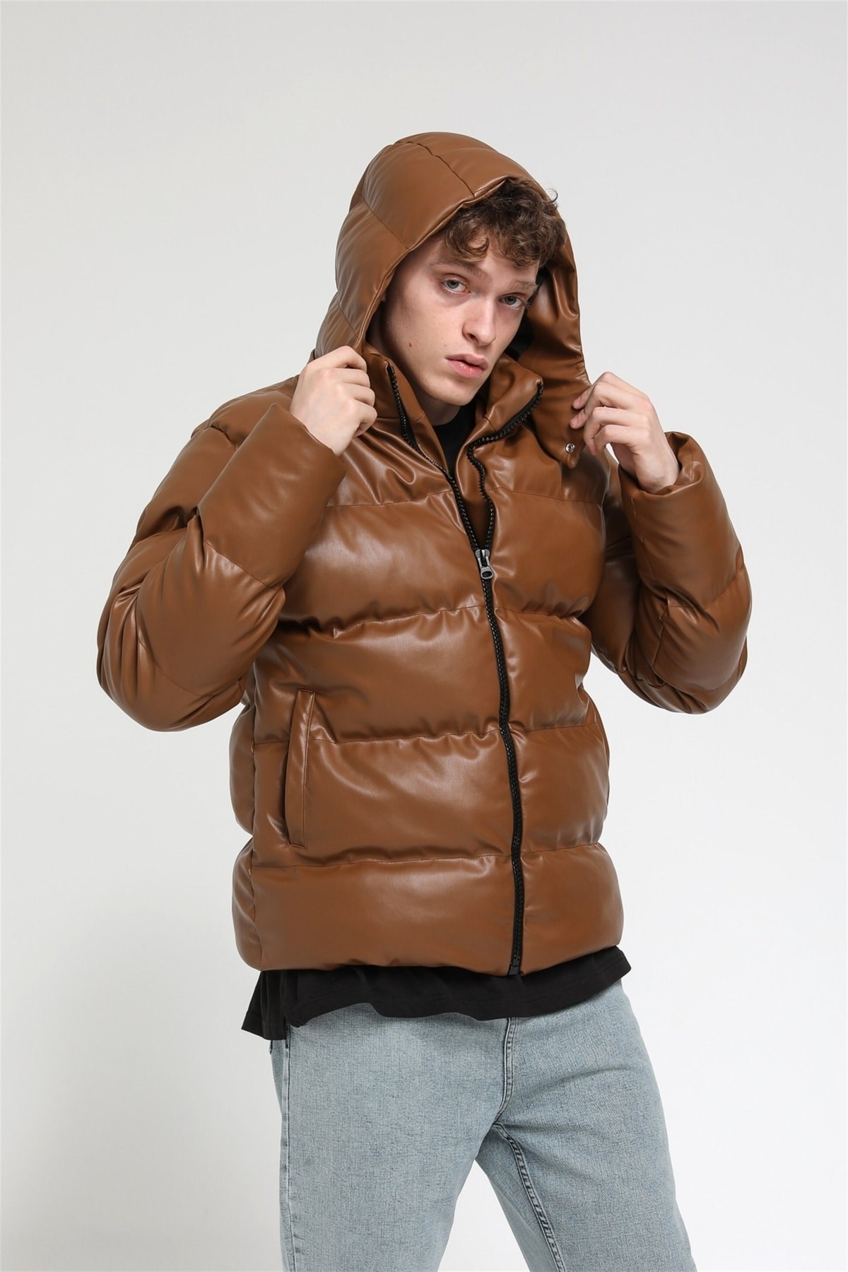 Kapüşonlu Şişme Deri Mont  R-2140